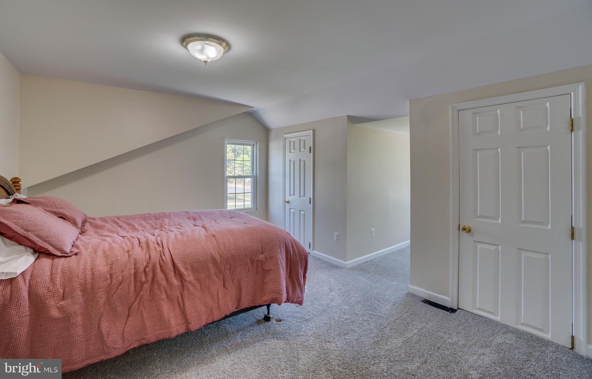 POTOMAC VIEW - Residential