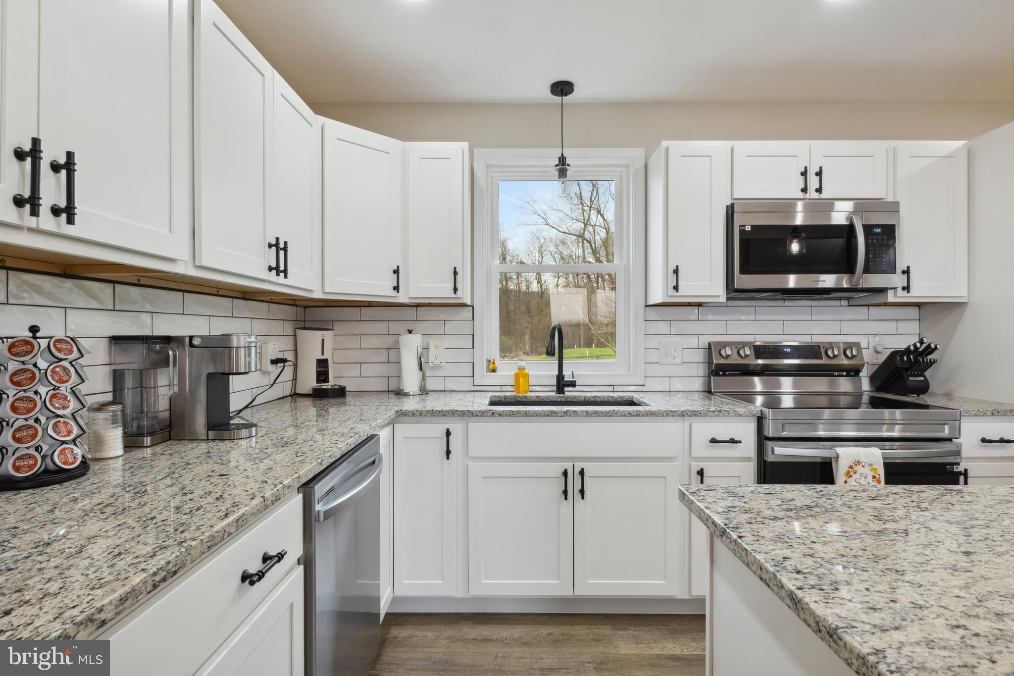 WINDSOR - Residential