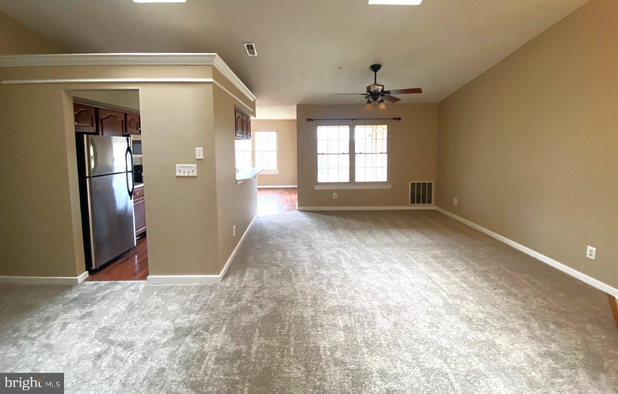 THE POND - Residential Lease