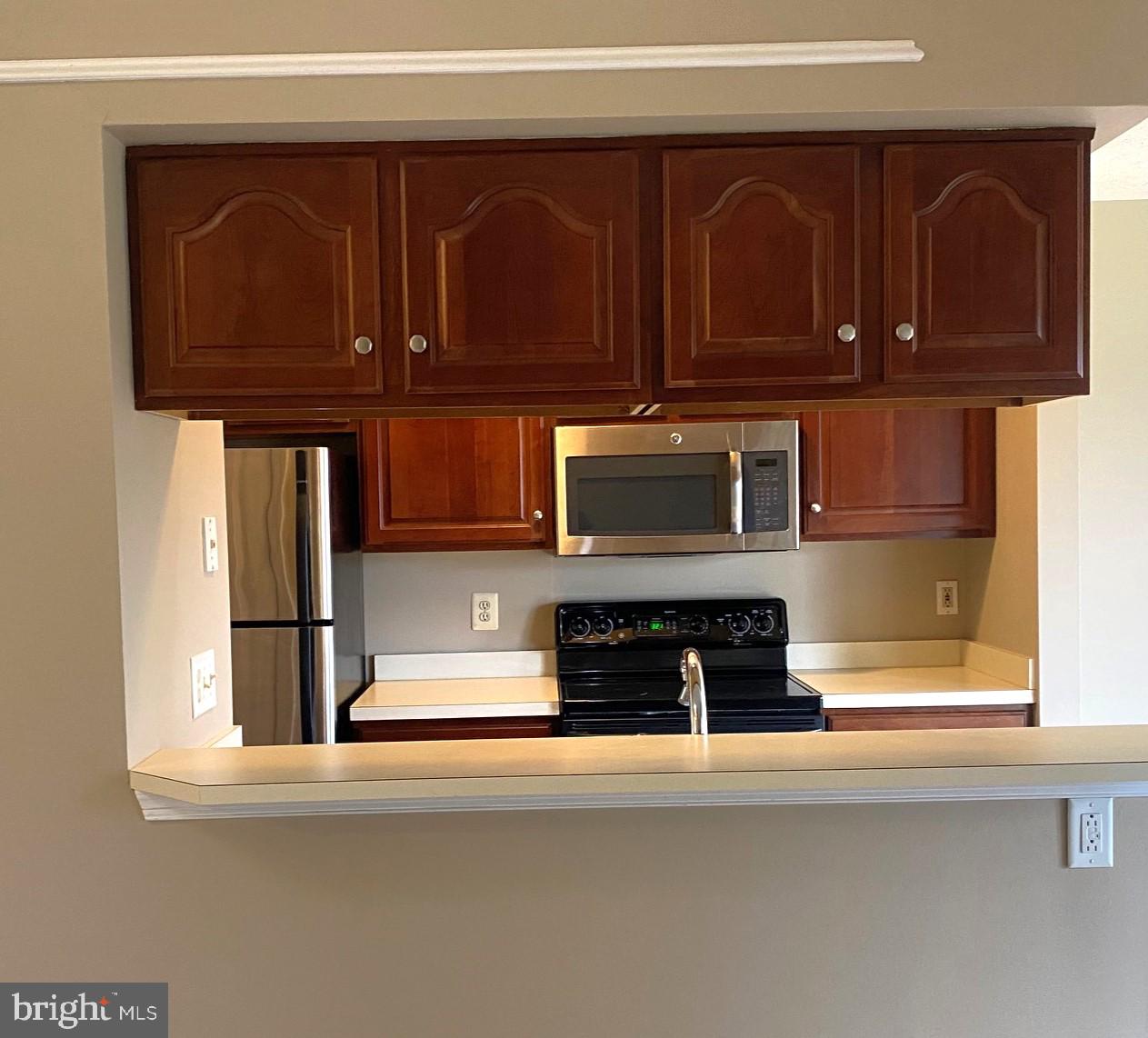 THE POND - Residential Lease