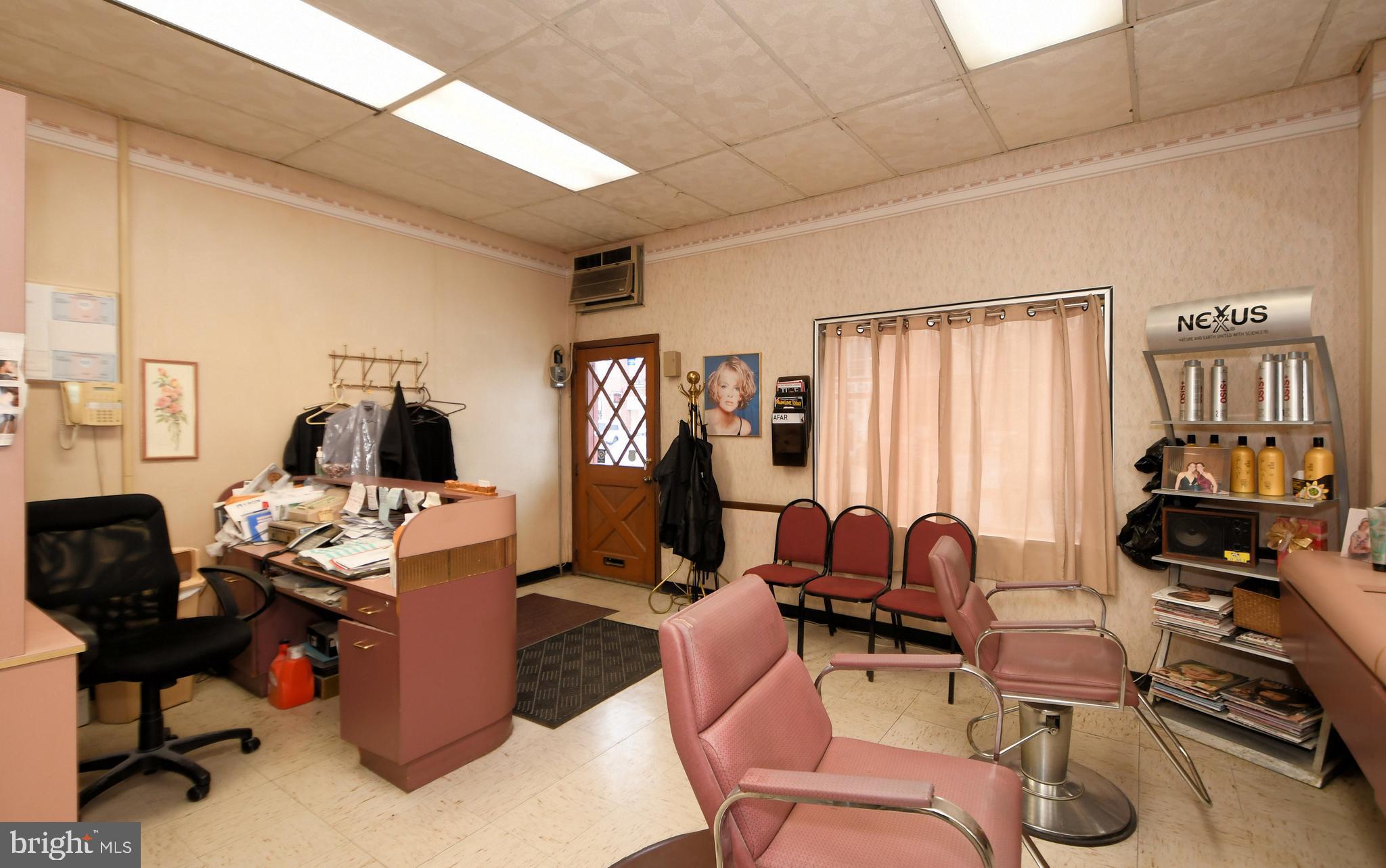 ARDMORE - Commercial Sale