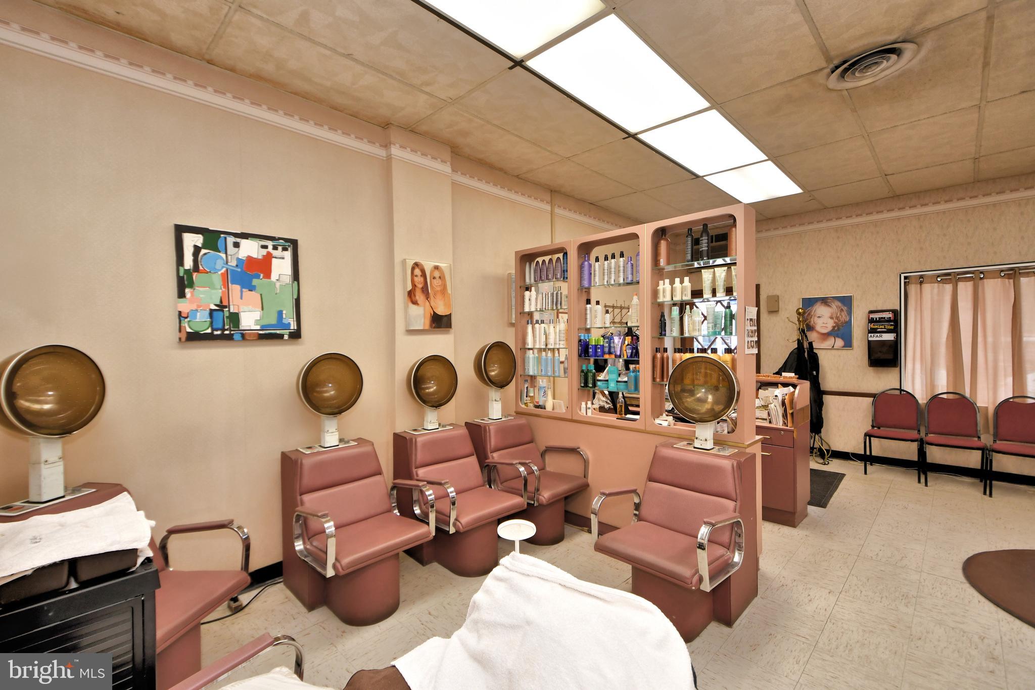 ARDMORE - Commercial Sale