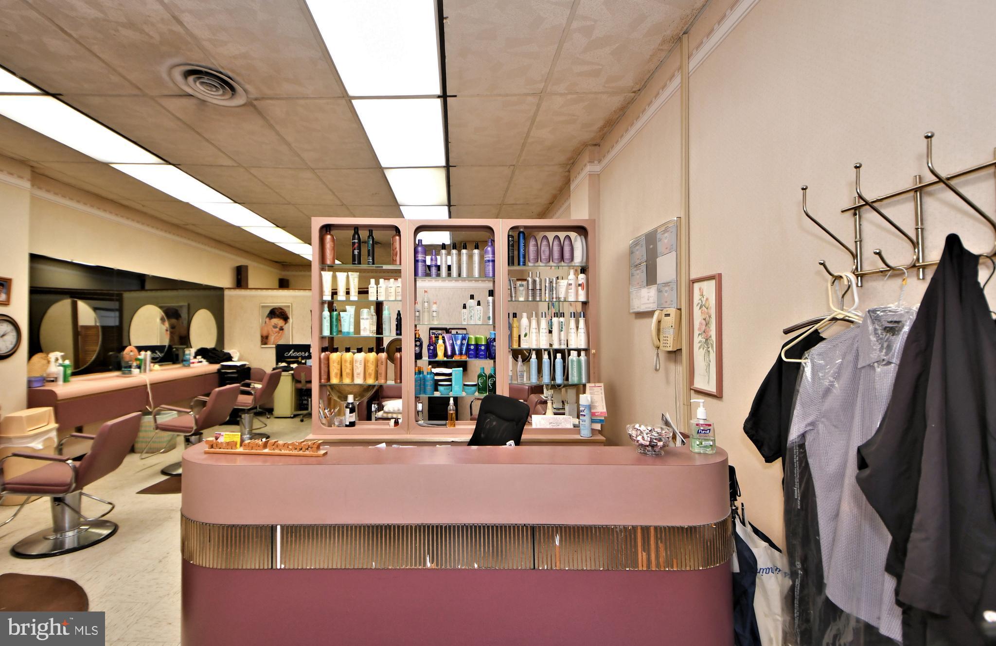 ARDMORE - Commercial Sale