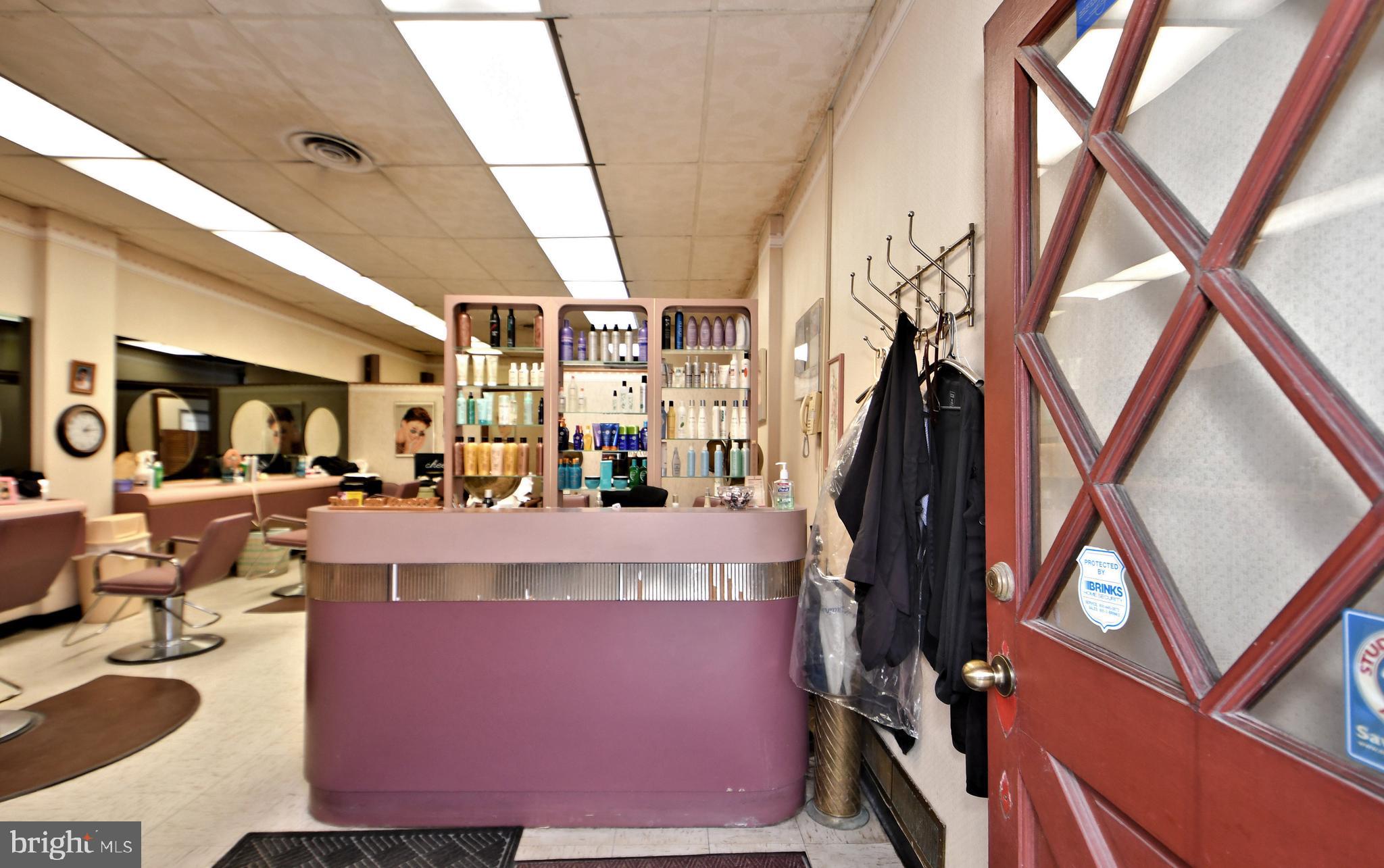 ARDMORE - Commercial Sale