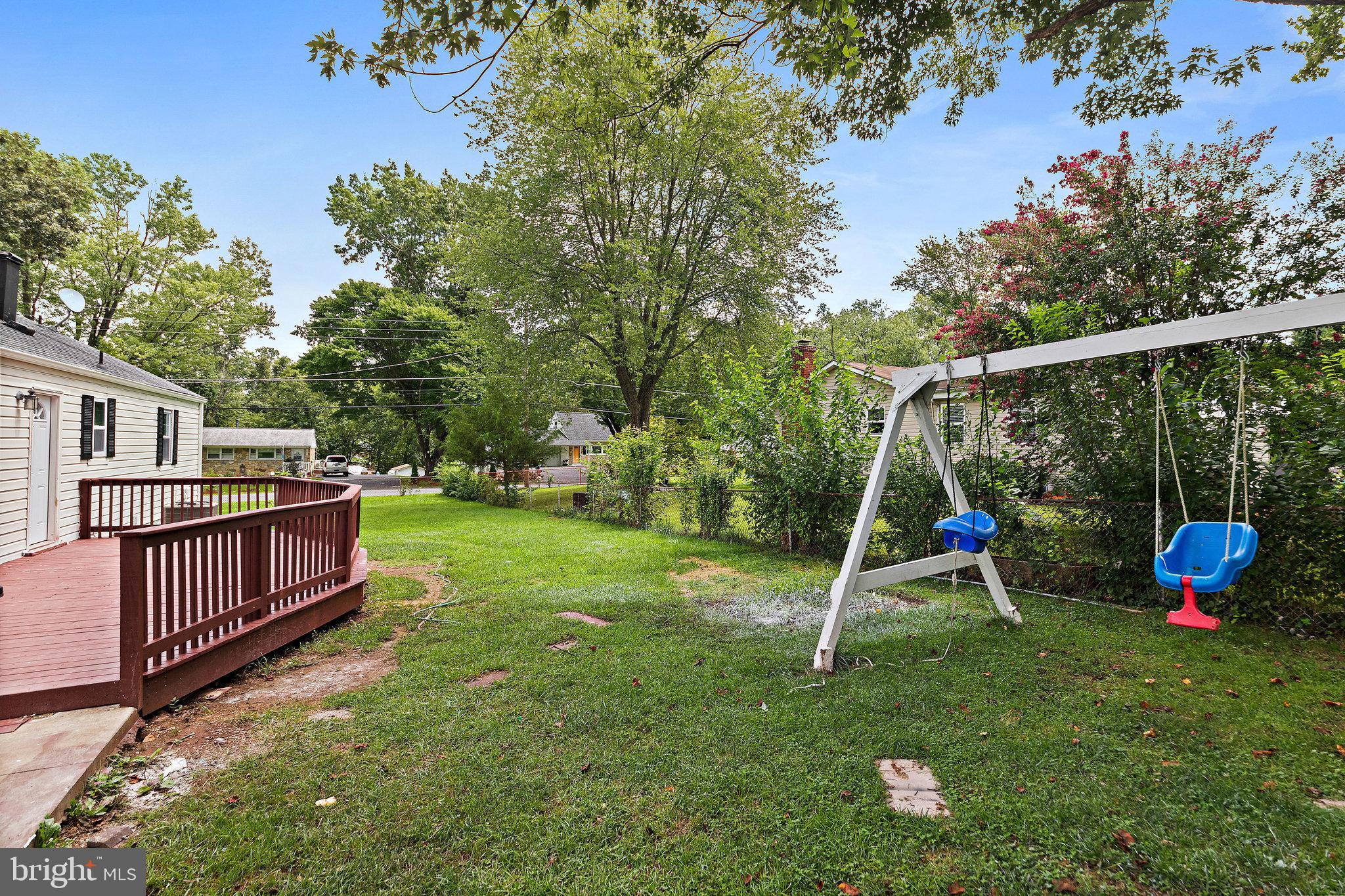 YORKSHIRE VILLAGE - Residential