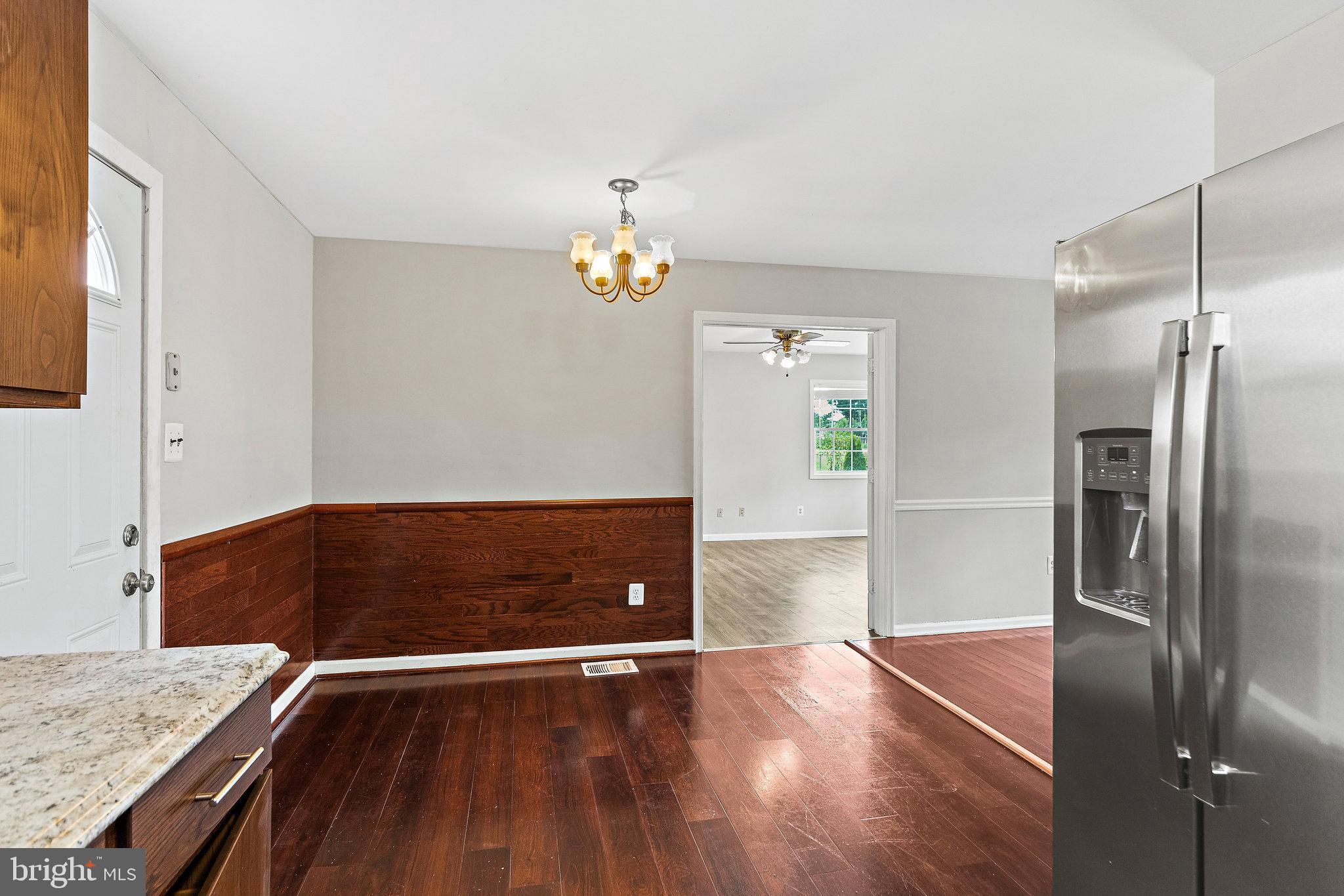 YORKSHIRE VILLAGE - Residential