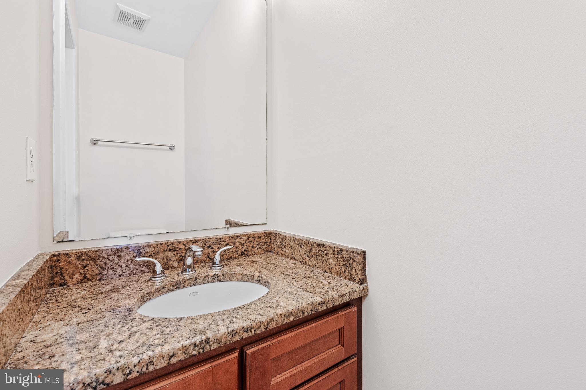 LOVETON FARMS - Residential Lease