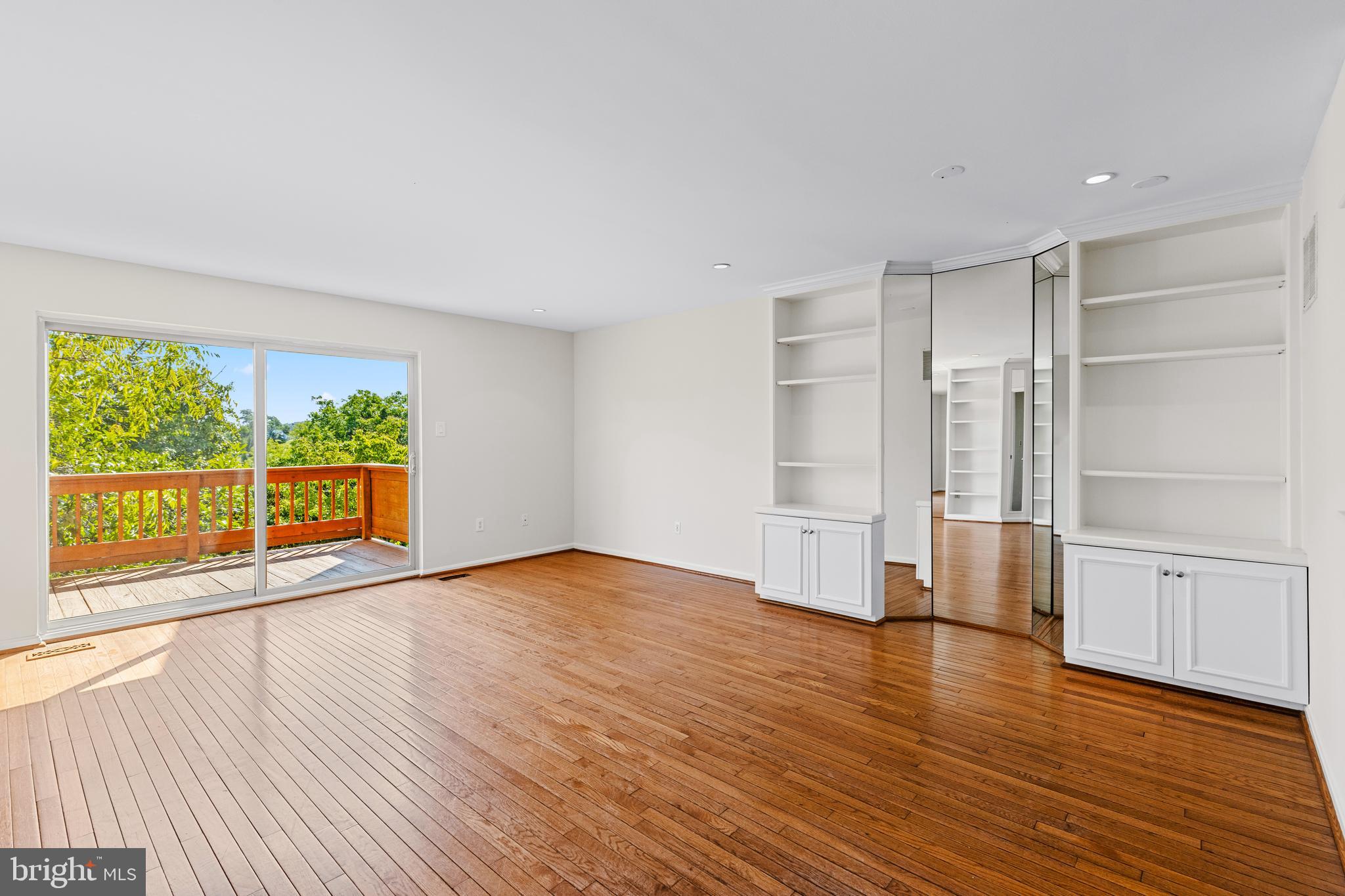 LOVETON FARMS - Residential Lease