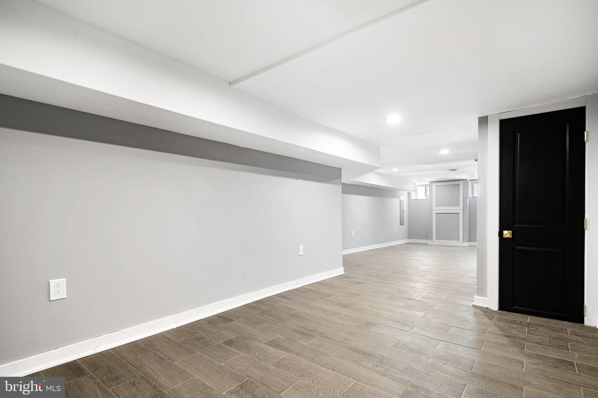 PASSYUNK SQUARE - Residential