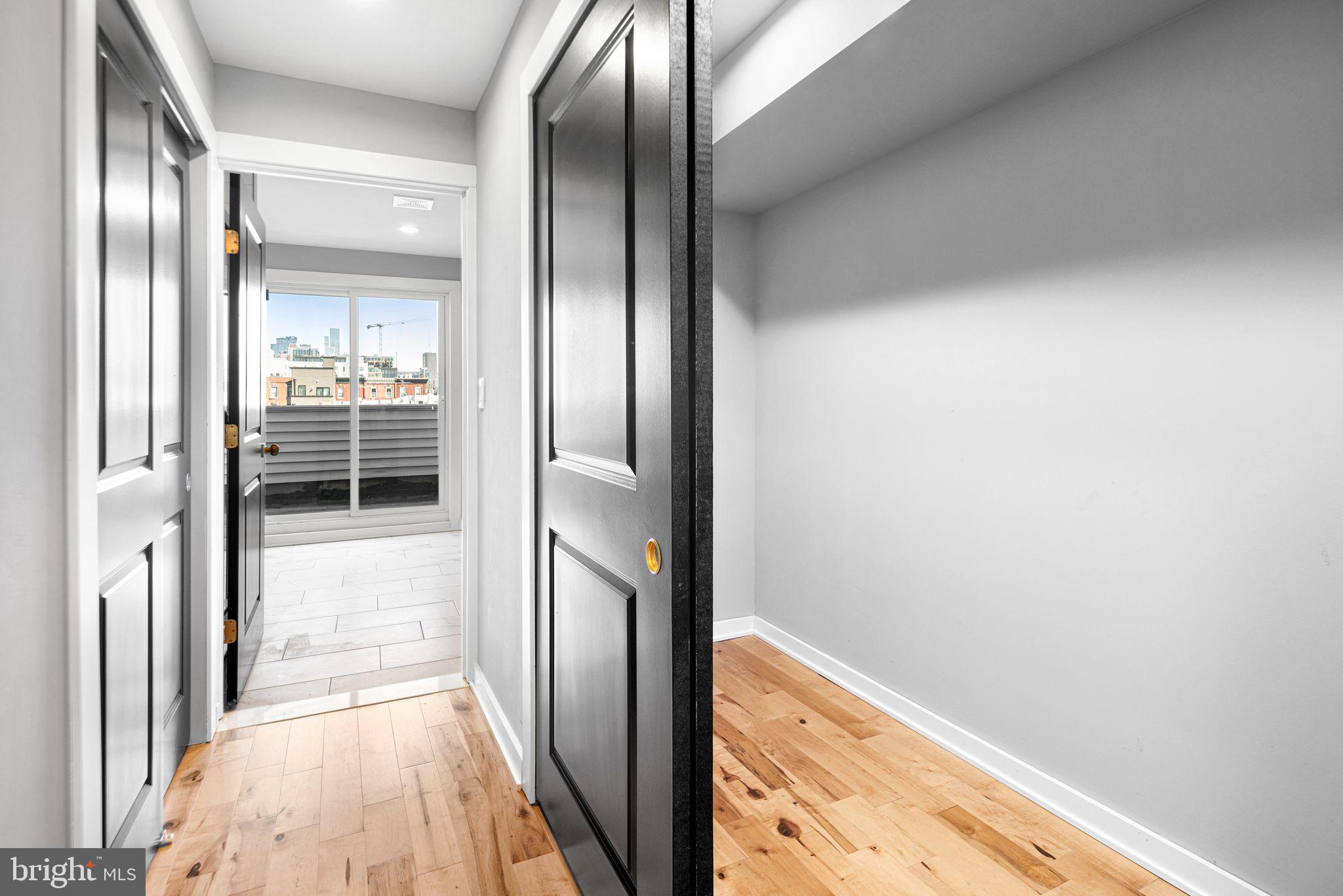 PASSYUNK SQUARE - Residential