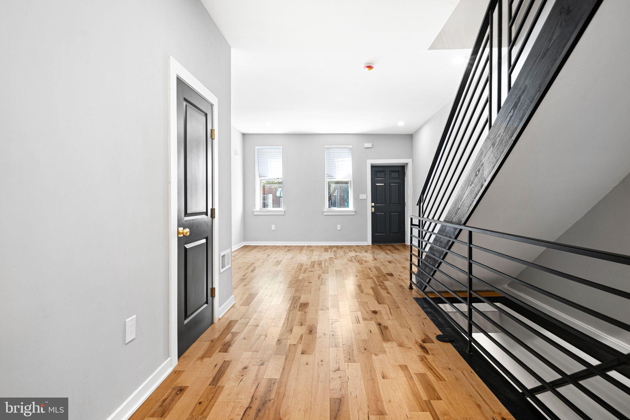 PASSYUNK SQUARE - Residential