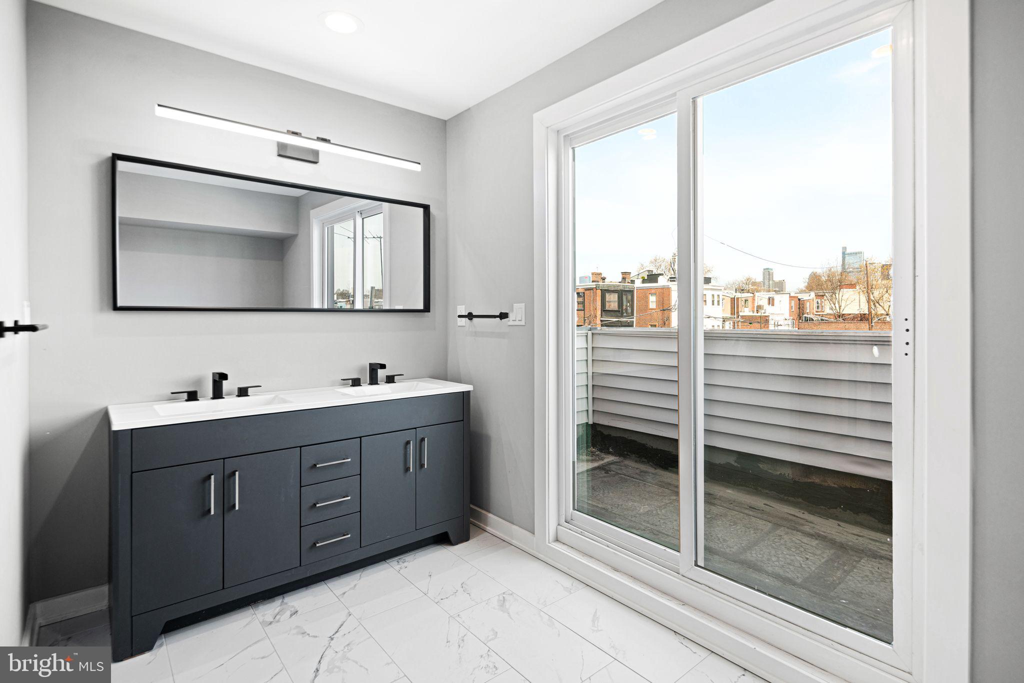 PASSYUNK SQUARE - Residential