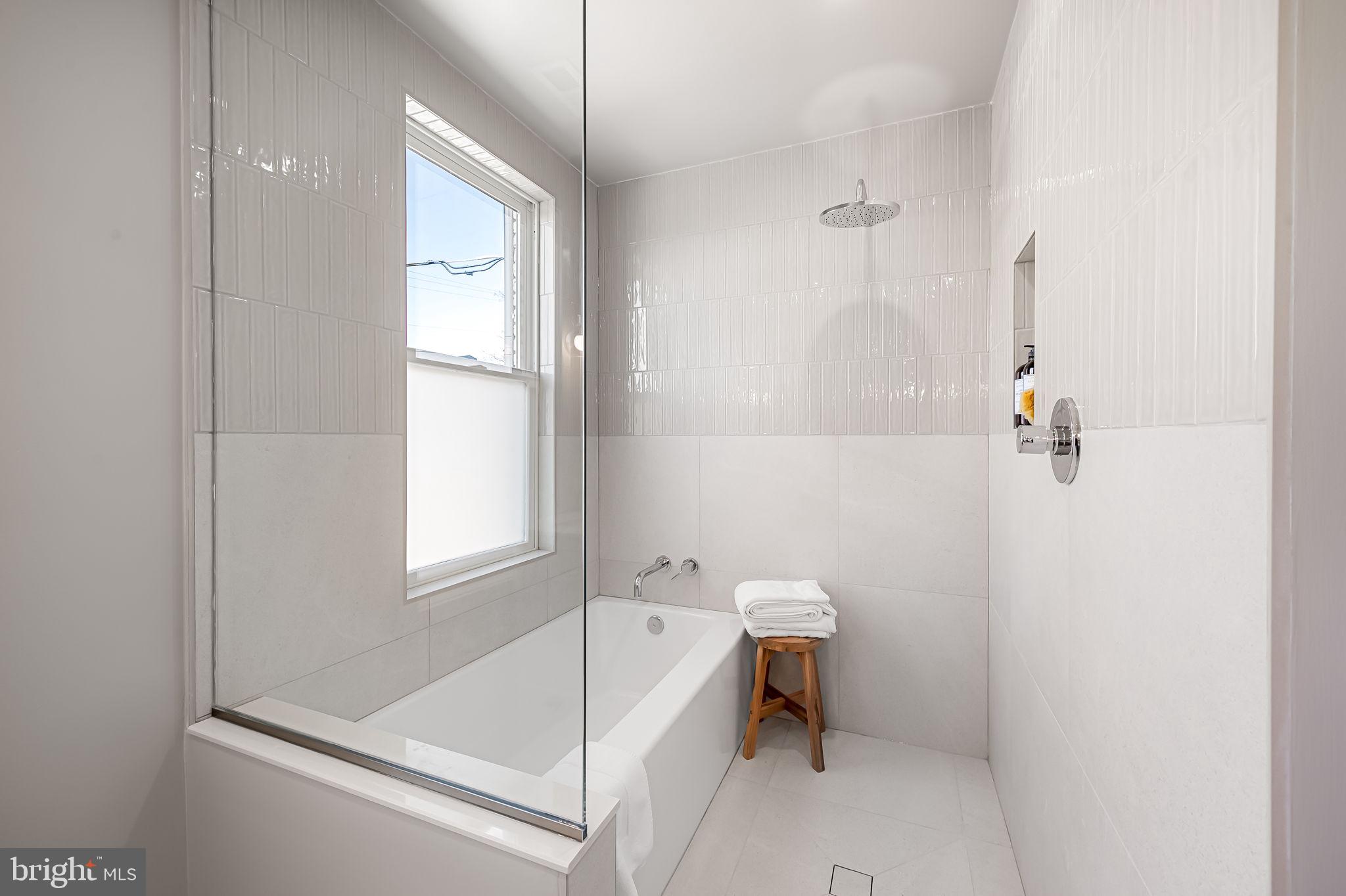 HAMPDEN HISTORIC DISTRICT - Residential