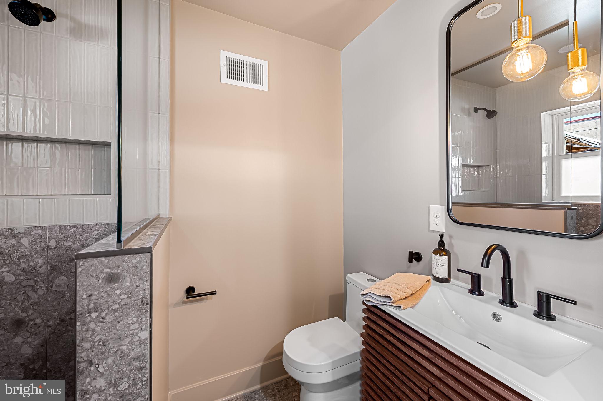 HAMPDEN HISTORIC DISTRICT - Residential