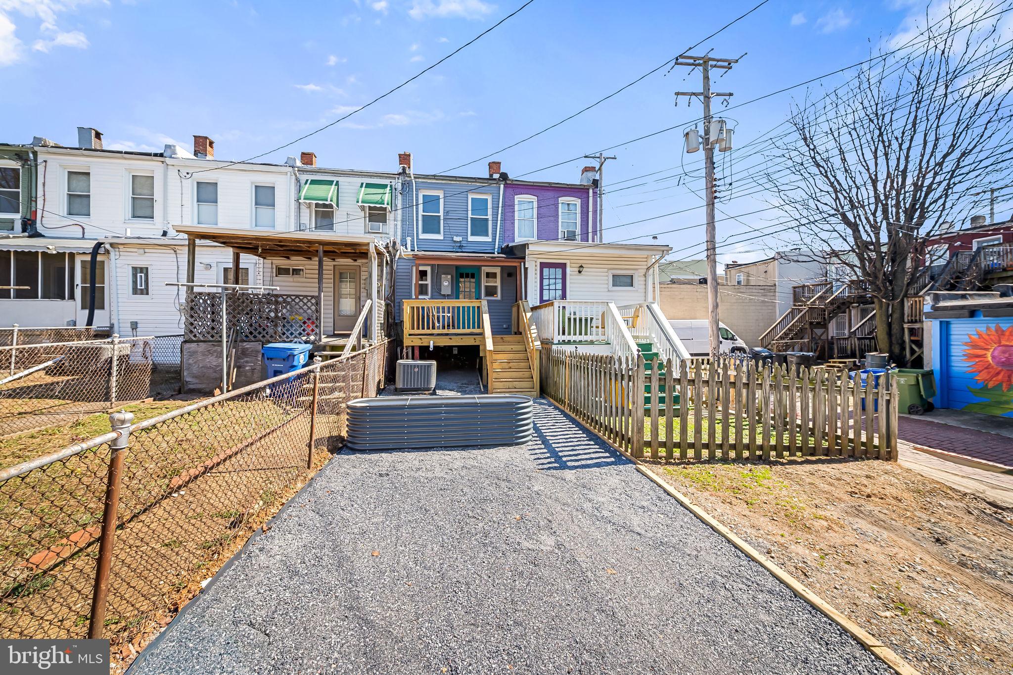 HAMPDEN HISTORIC DISTRICT - Residential