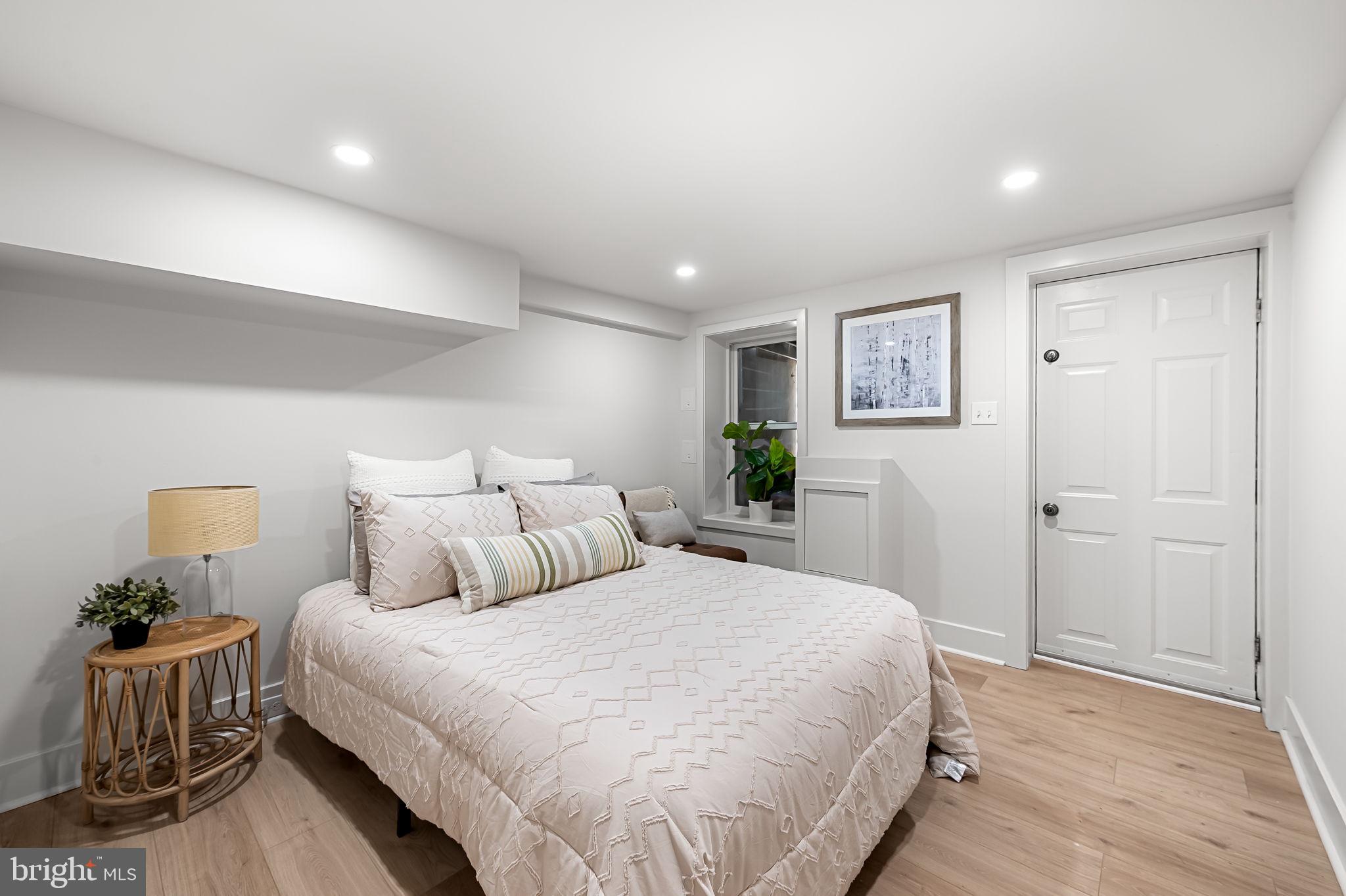 HAMPDEN HISTORIC DISTRICT - Residential