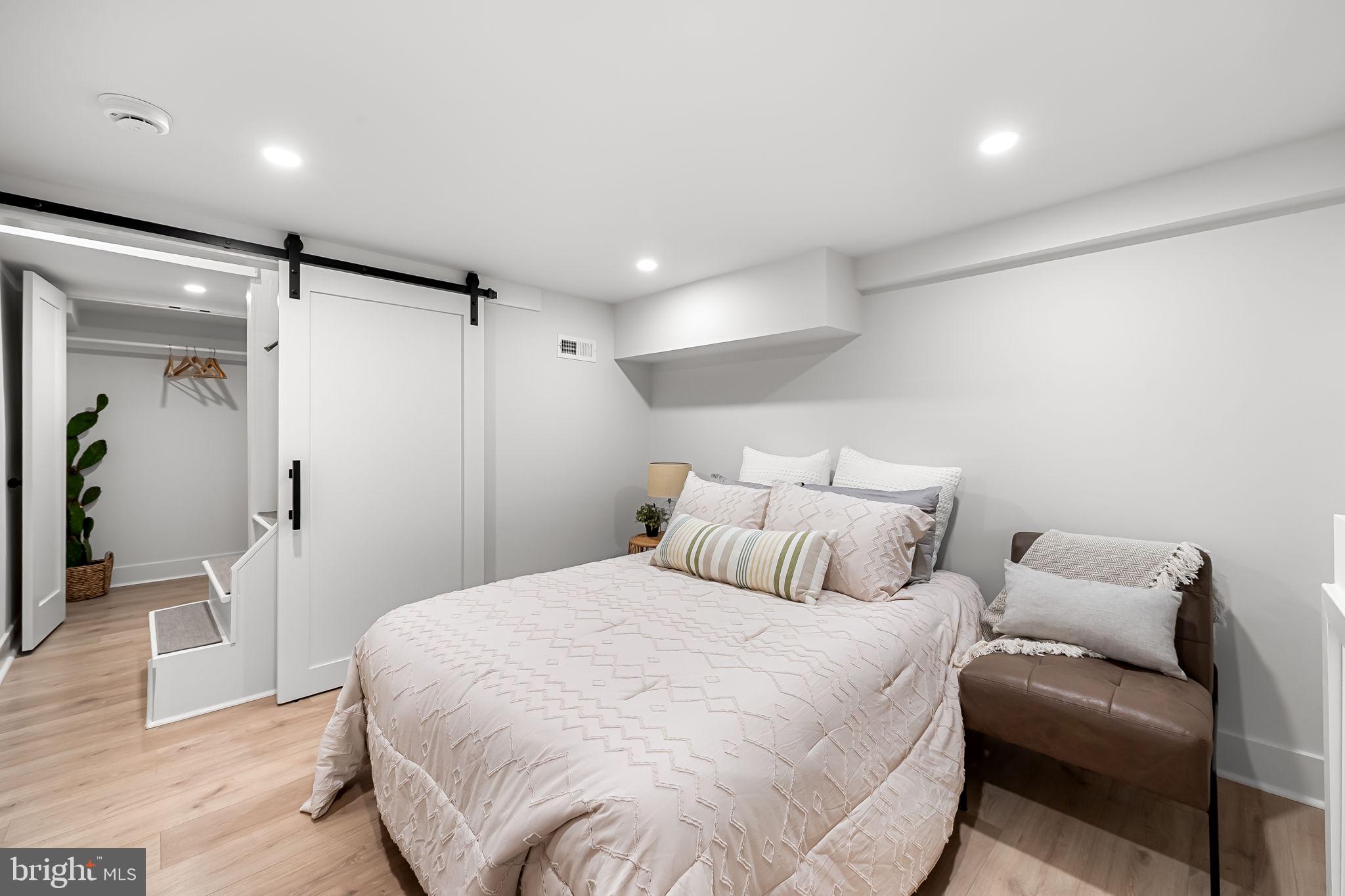 HAMPDEN HISTORIC DISTRICT - Residential