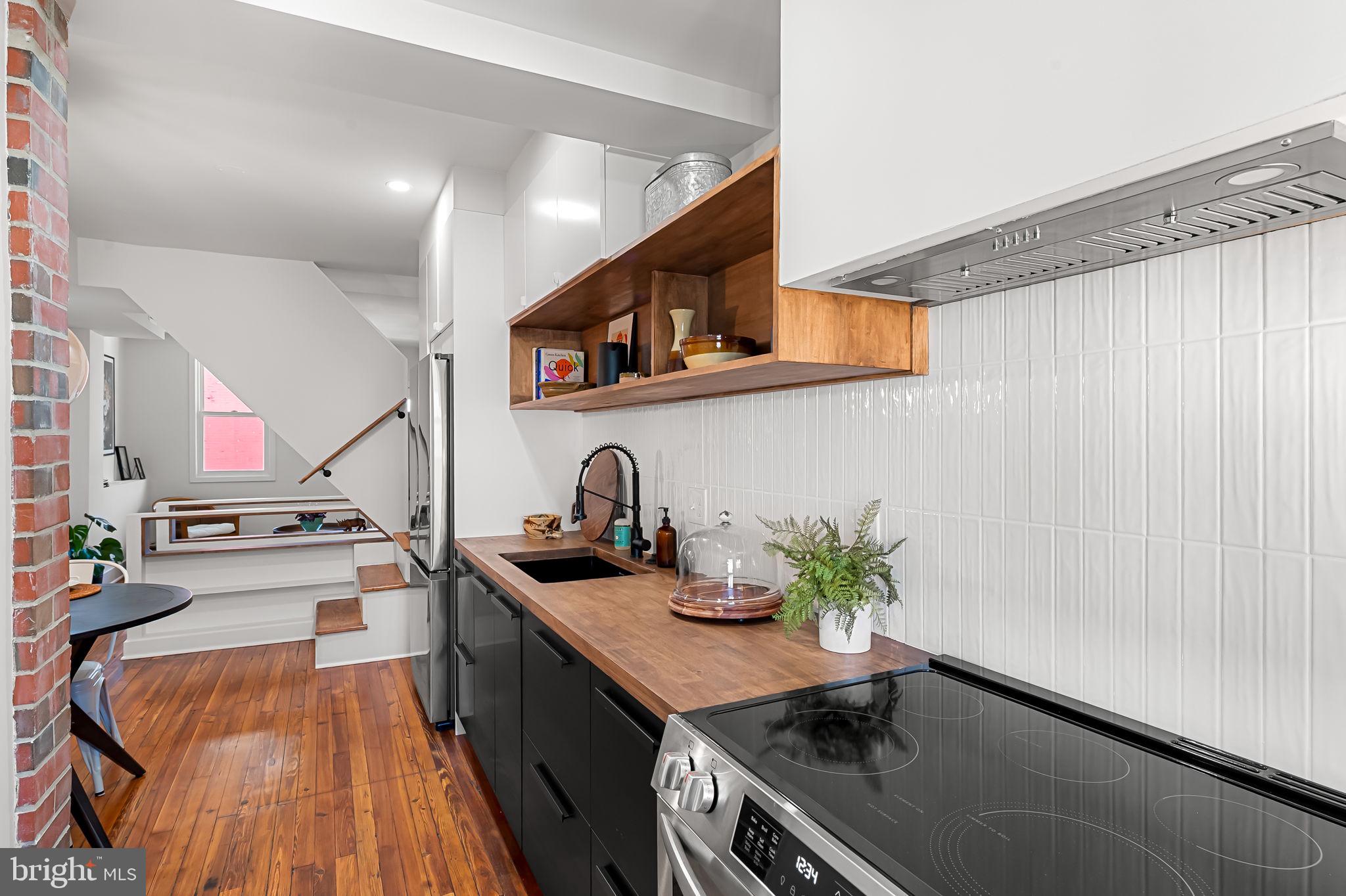 HAMPDEN HISTORIC DISTRICT - Residential