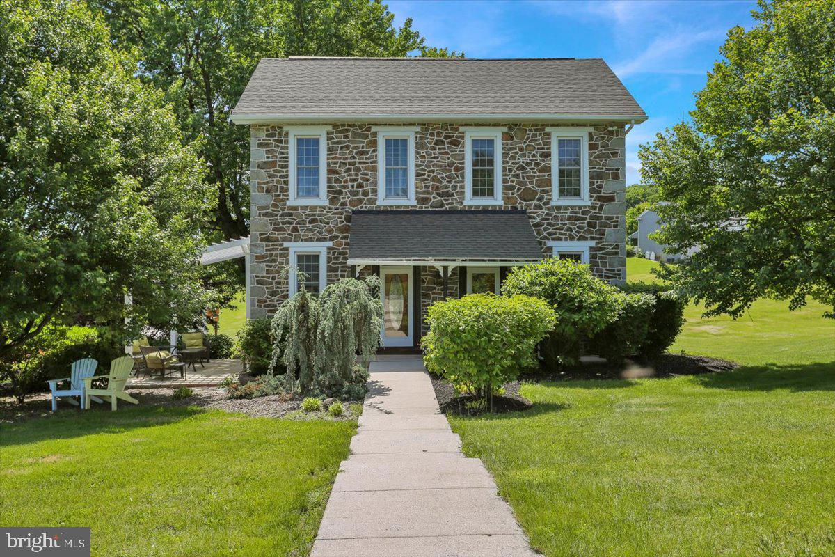 739 BOAR ROAD