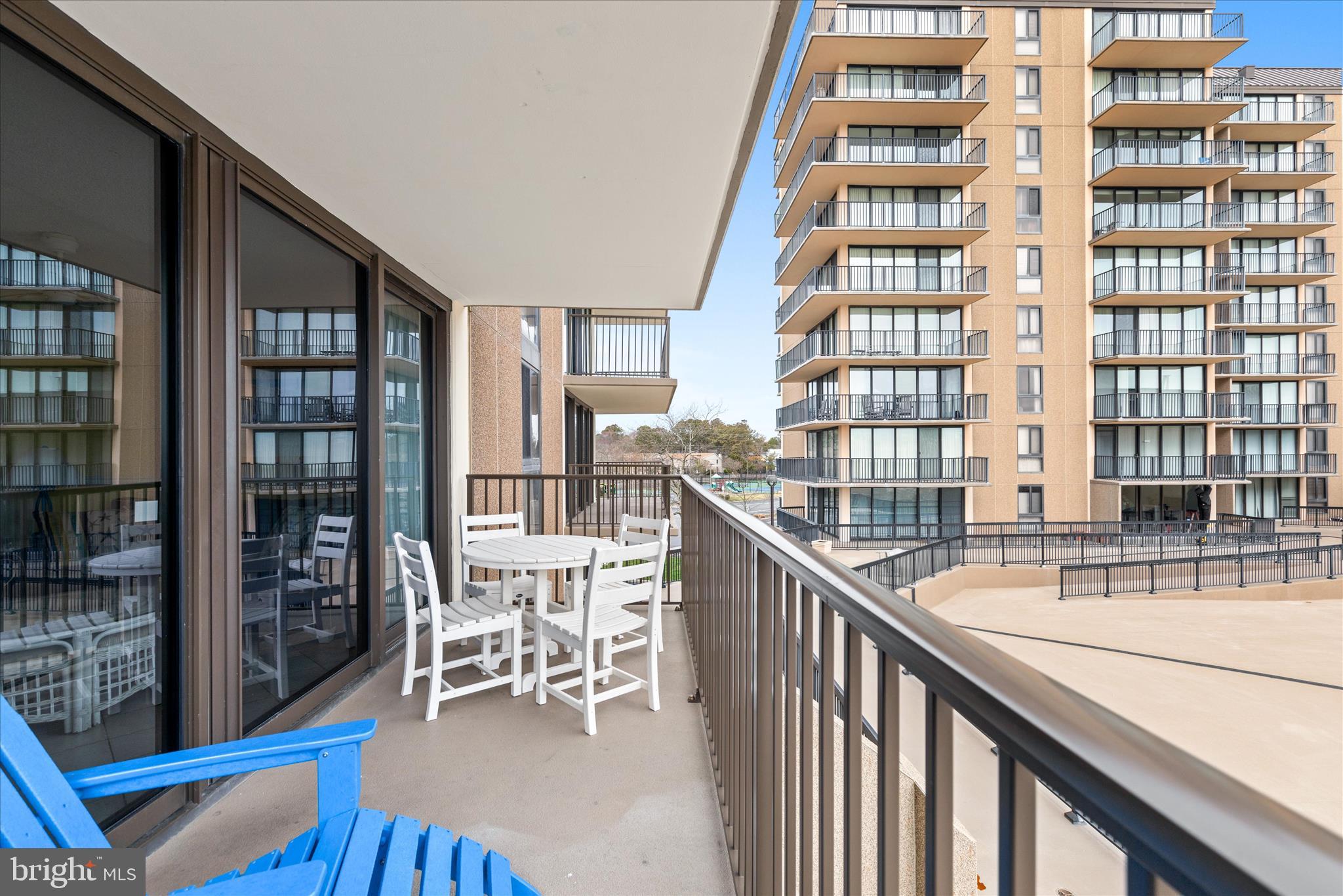 SEA COLONY EAST - Residential