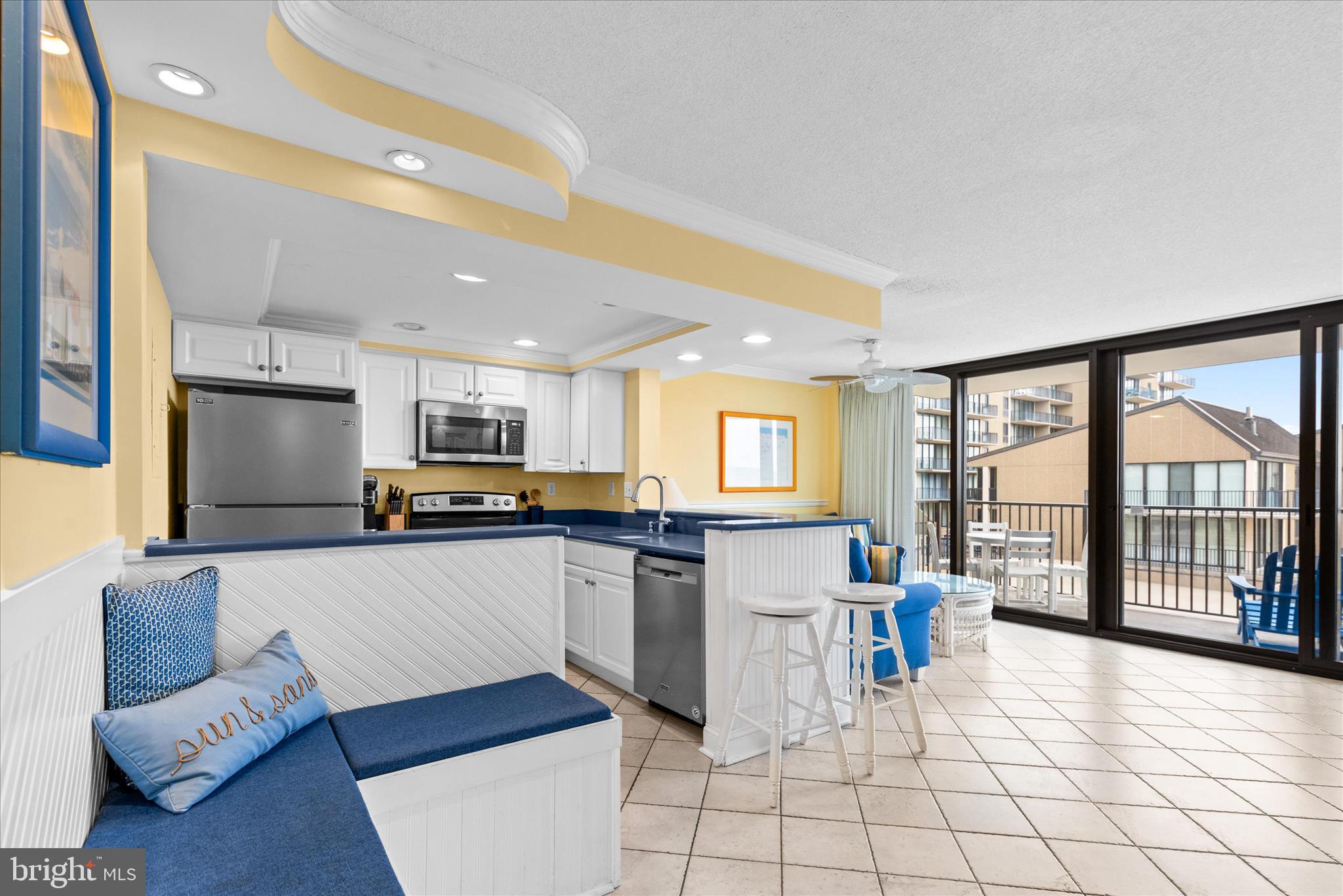 SEA COLONY EAST - Residential