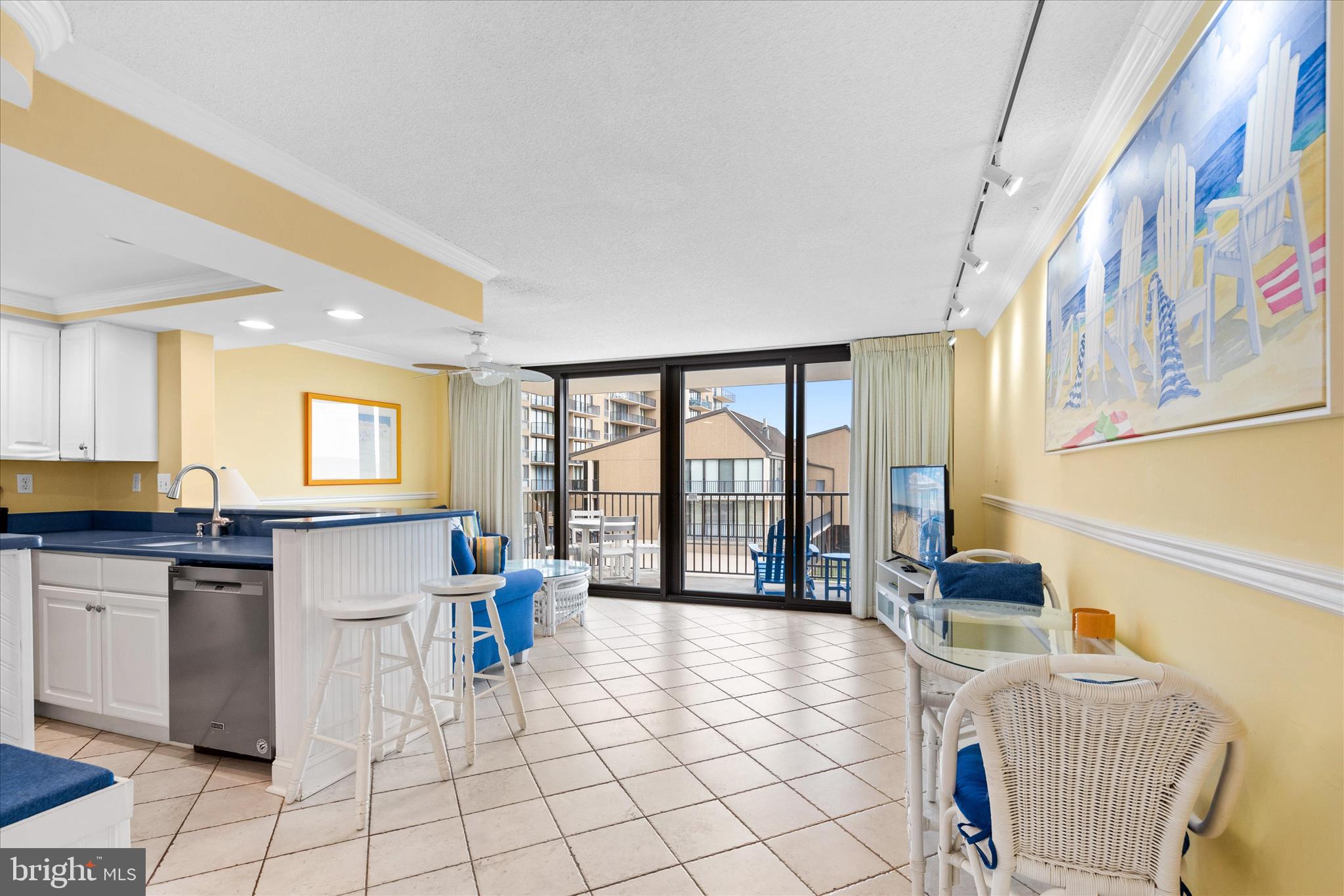 SEA COLONY EAST - Residential