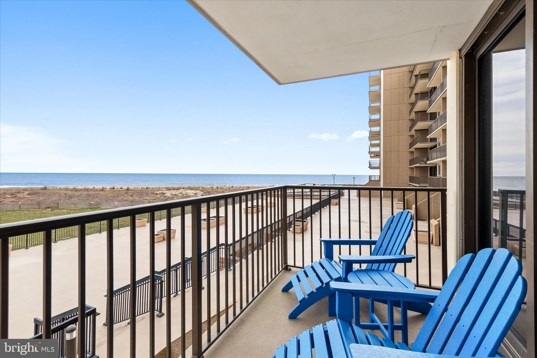 SEA COLONY EAST - Residential