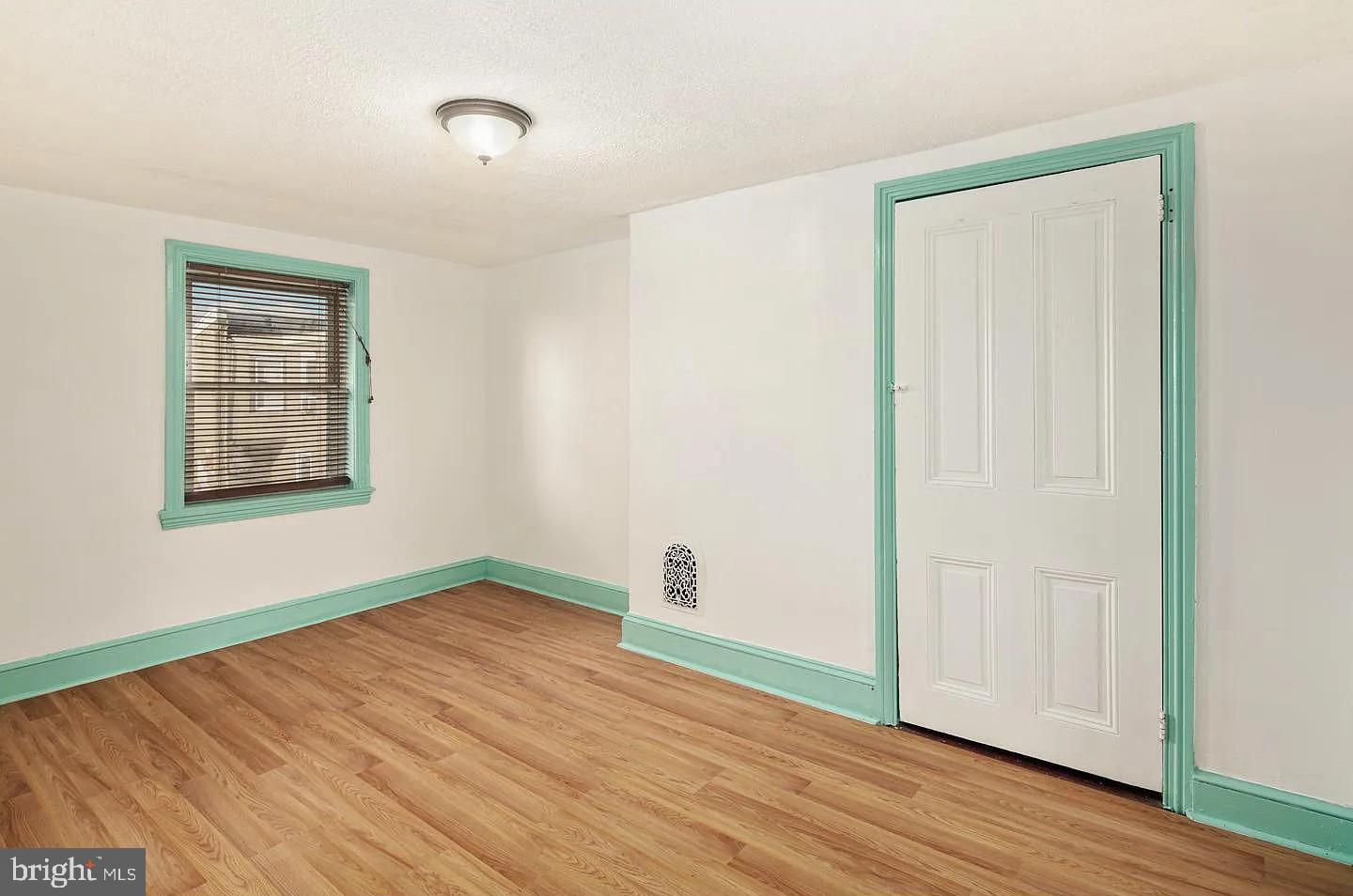 NORRIS SQUARE - Residential Lease