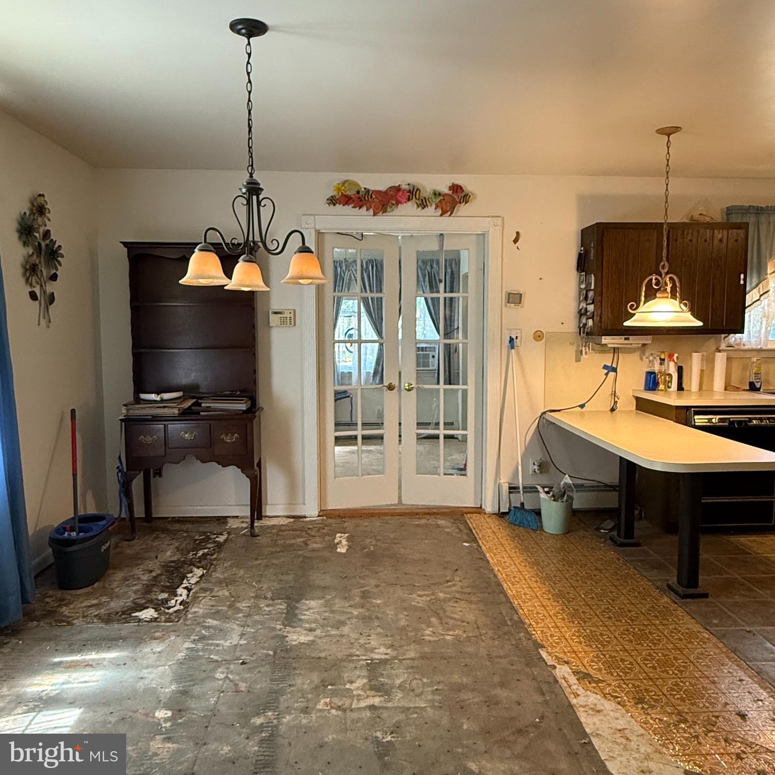4643 PLEASANT MILLS ROAD