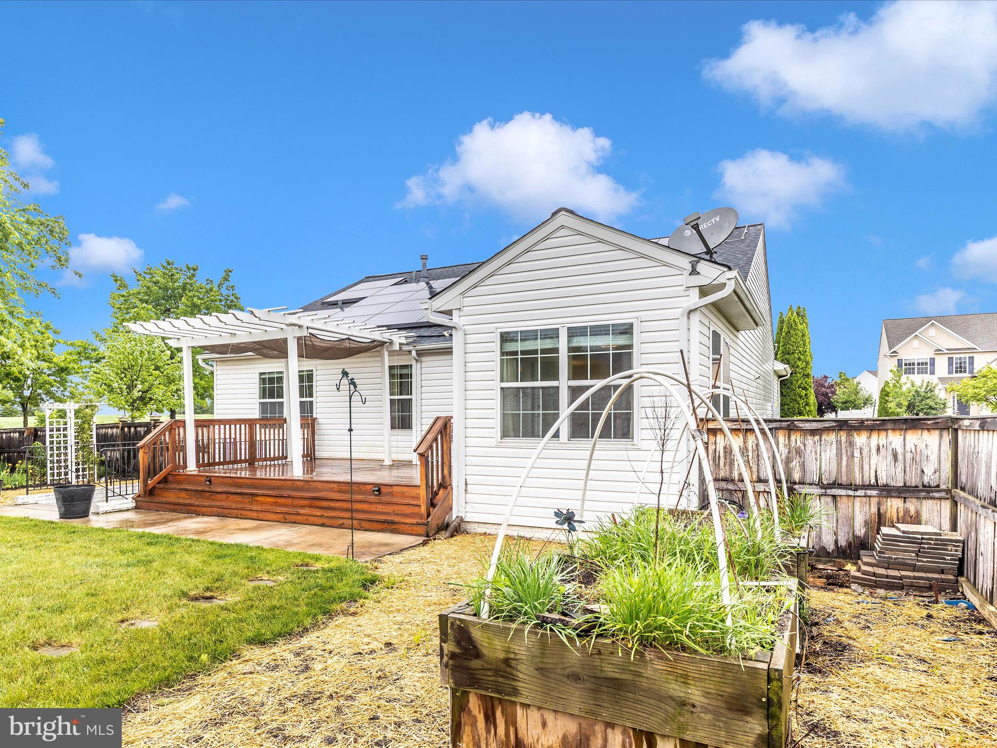 COLLEGIATE ACRES - Residential