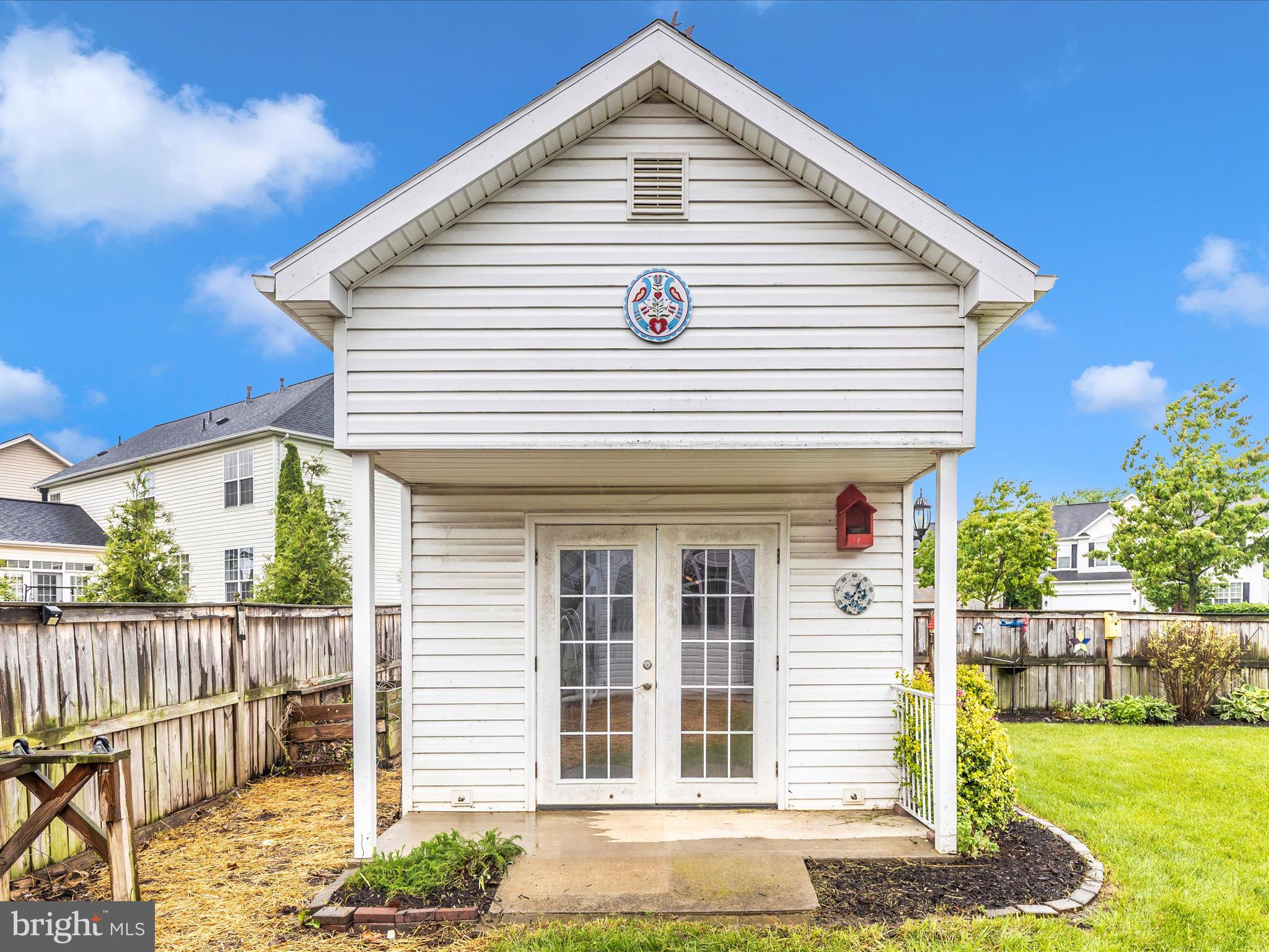 COLLEGIATE ACRES - Residential