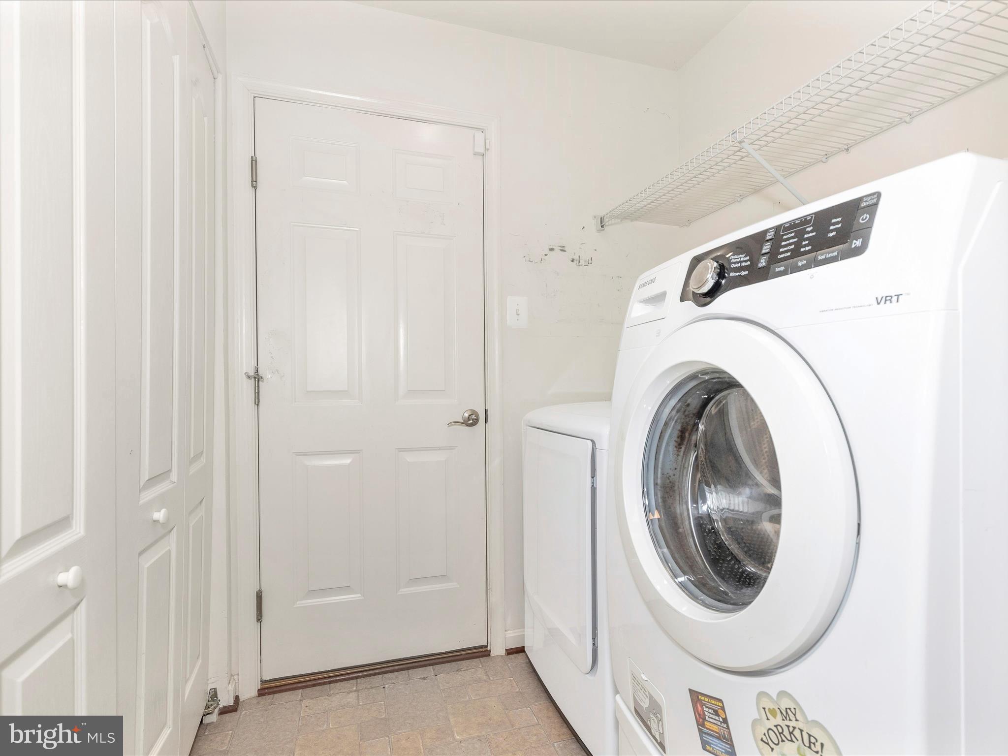 COLLEGIATE ACRES - Residential