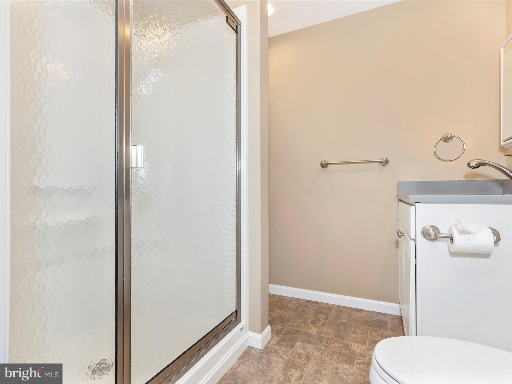 COLLEGIATE ACRES - Residential