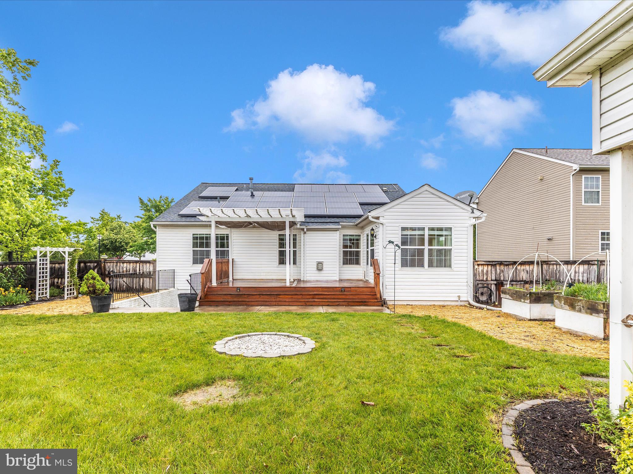 COLLEGIATE ACRES - Residential