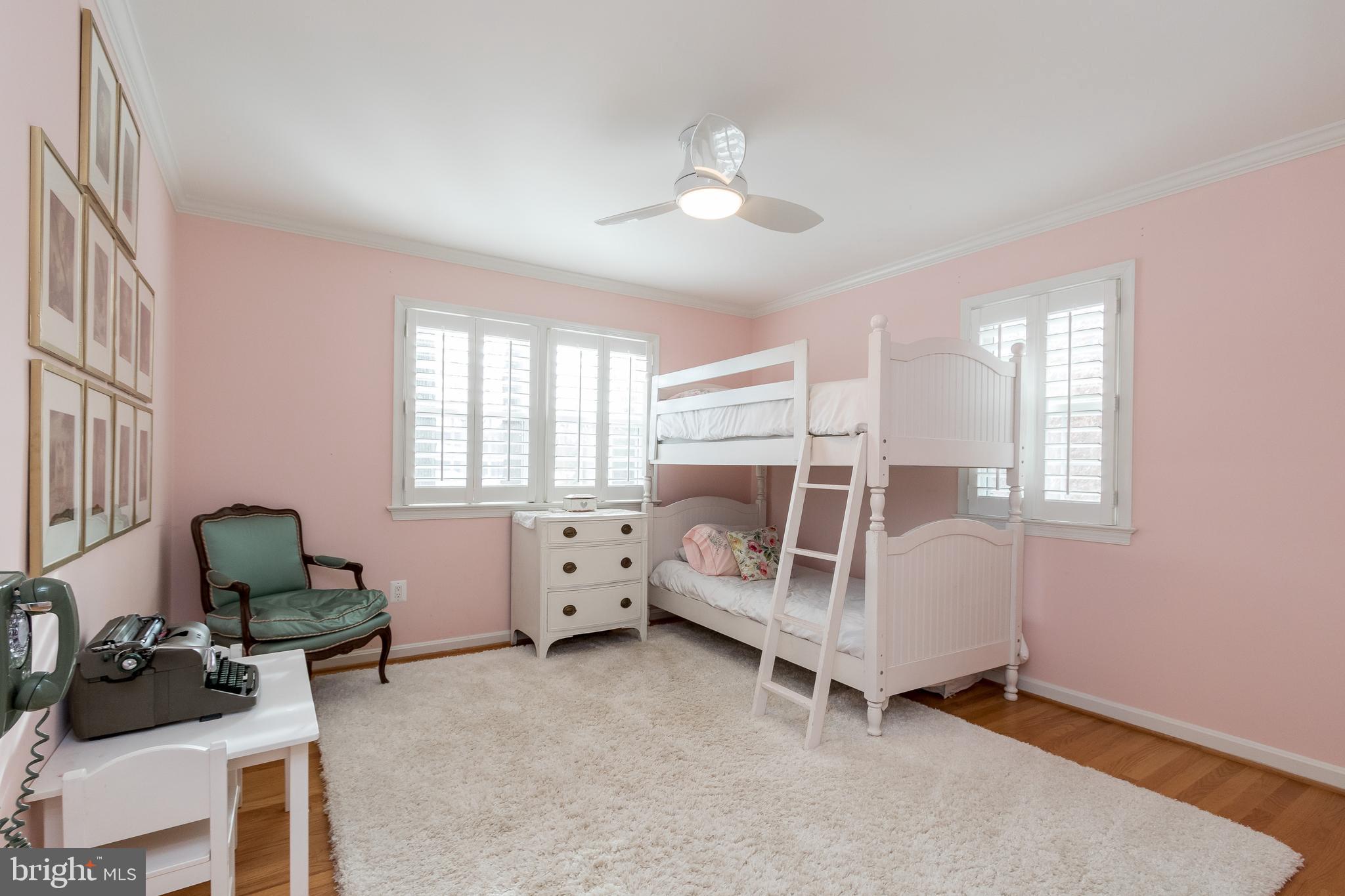 OAKDALE PARK - Residential