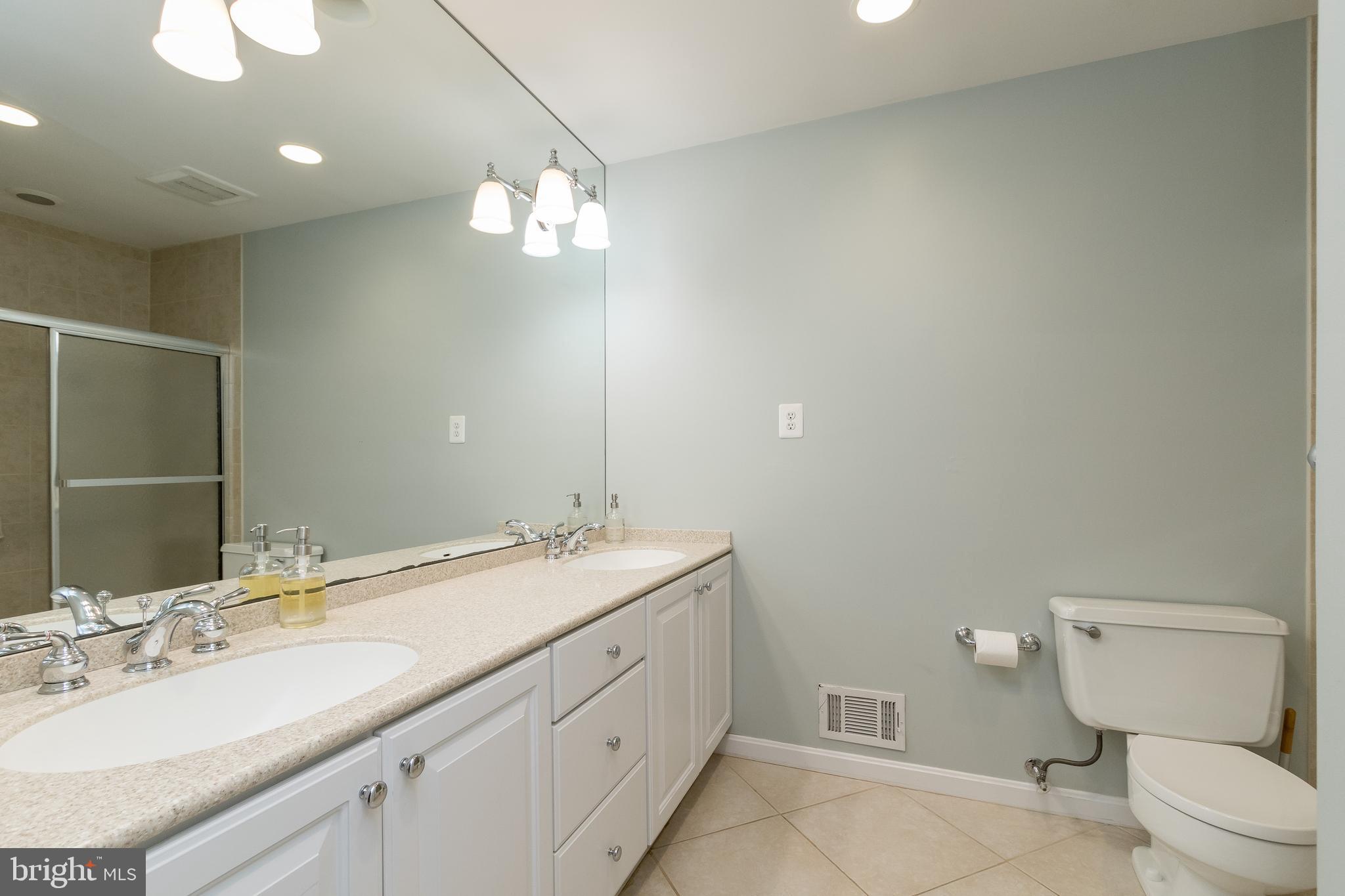 OAKDALE PARK - Residential