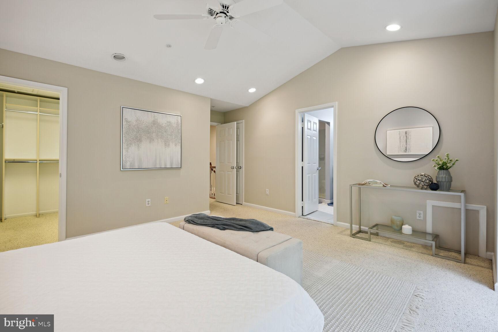 FALLSTONE - Residential