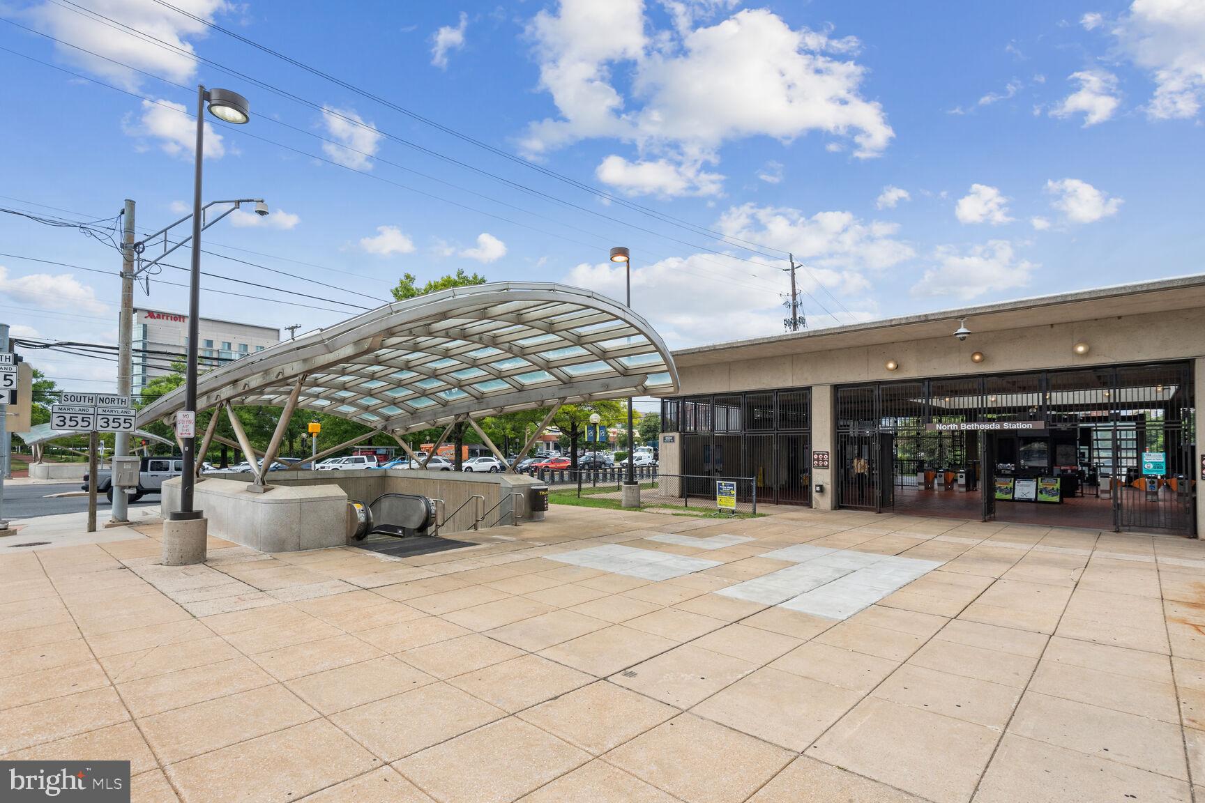 FALLSTONE - Residential