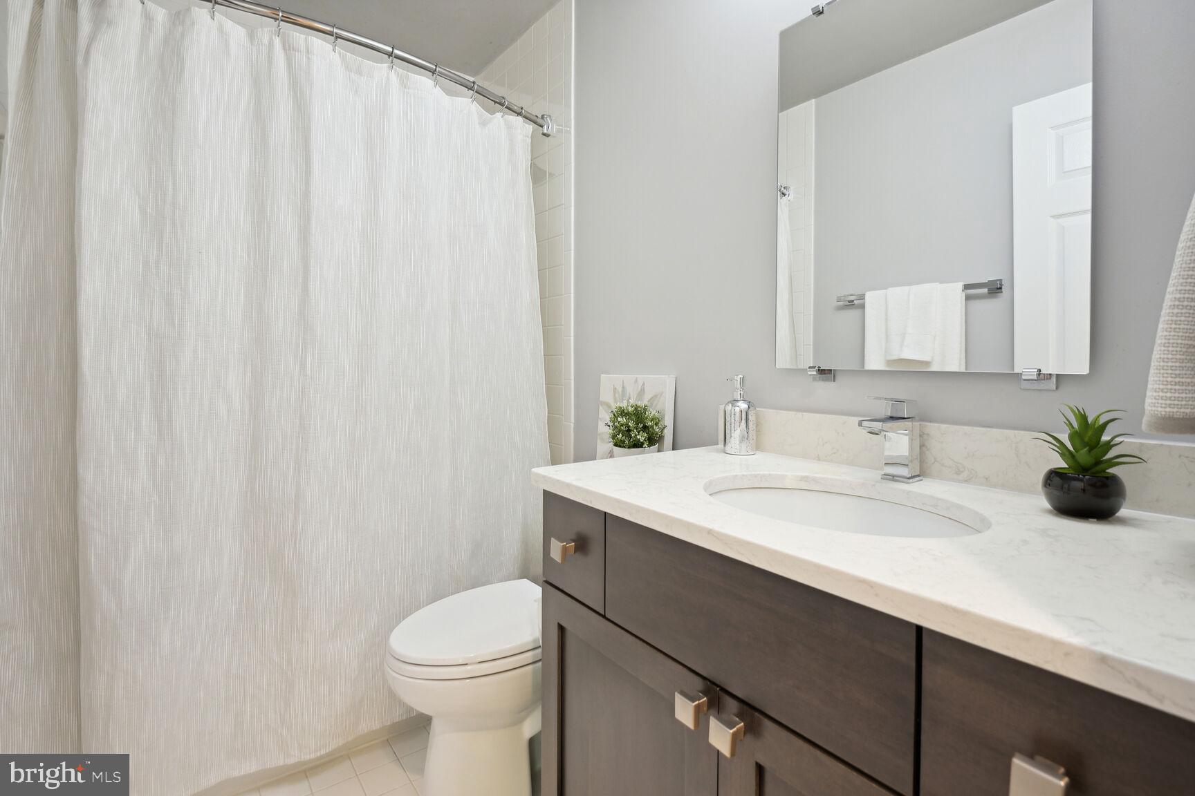 FALLSTONE - Residential