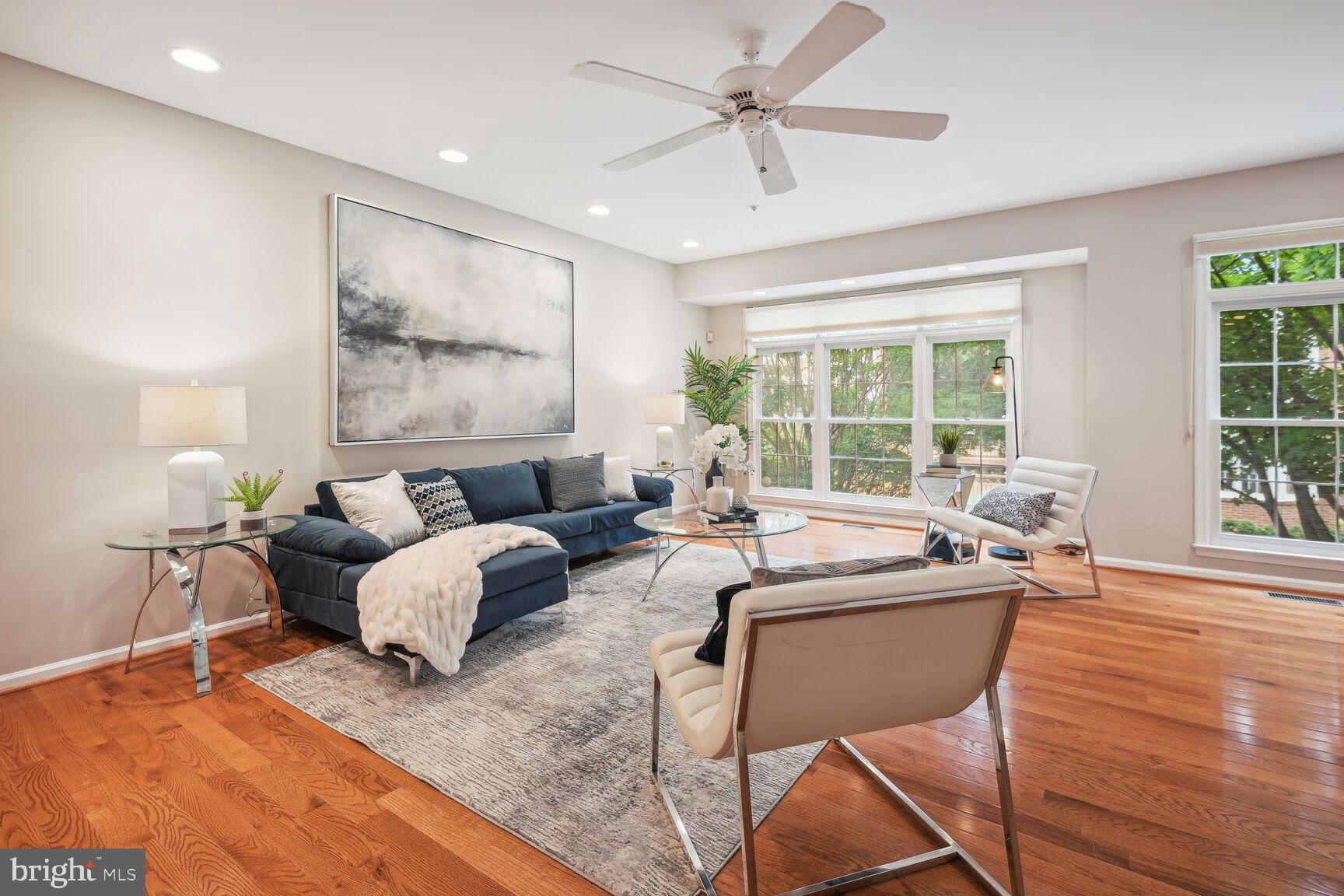 FALLSTONE - Residential