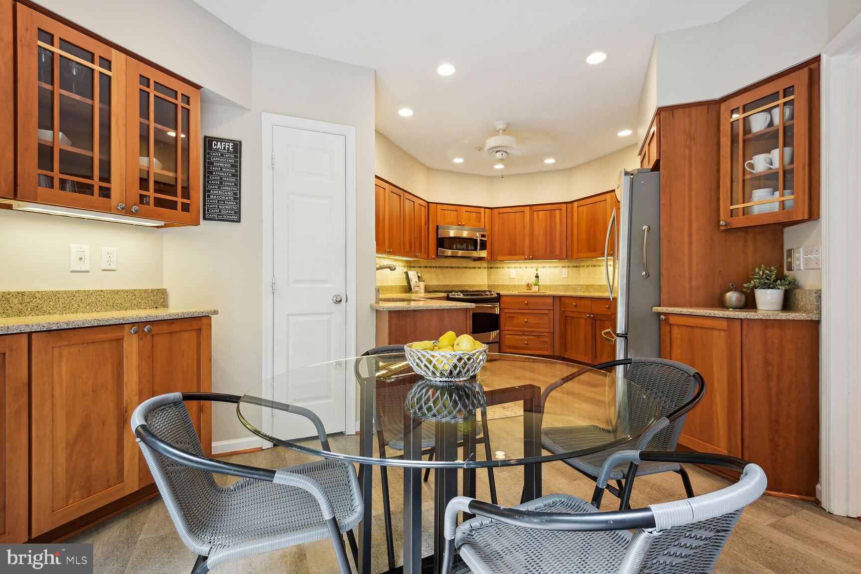 FALLSTONE - Residential