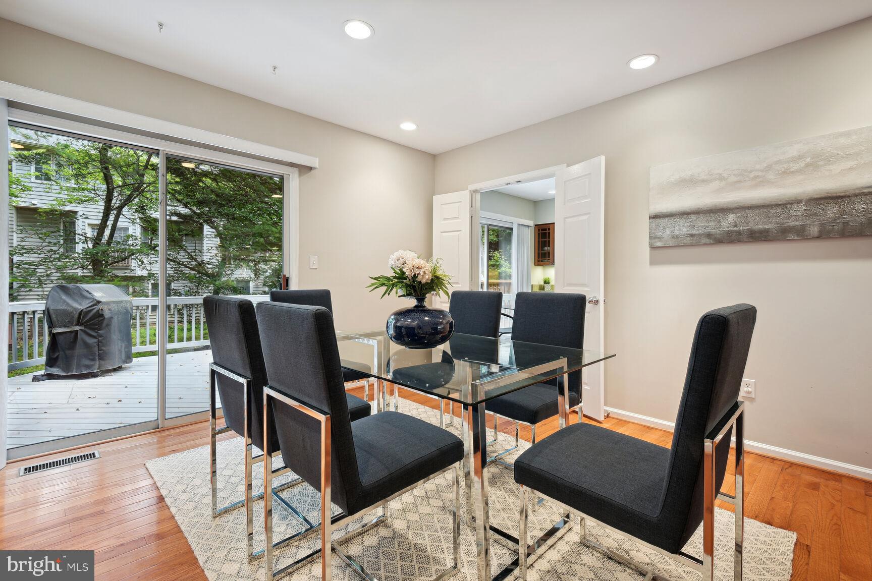 FALLSTONE - Residential