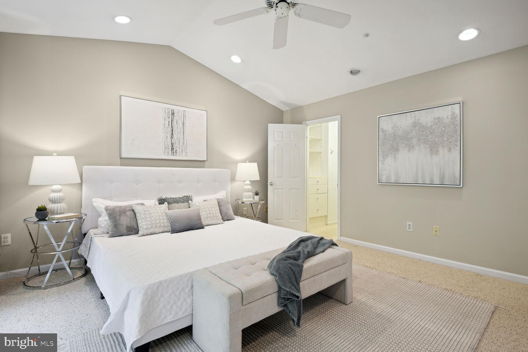 FALLSTONE - Residential