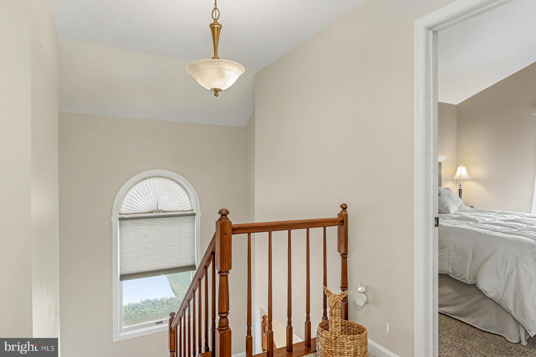 HIDDEN LAKE - Residential