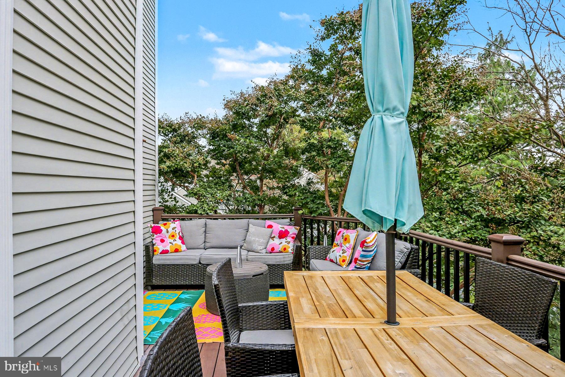 HIDDEN LAKE - Residential