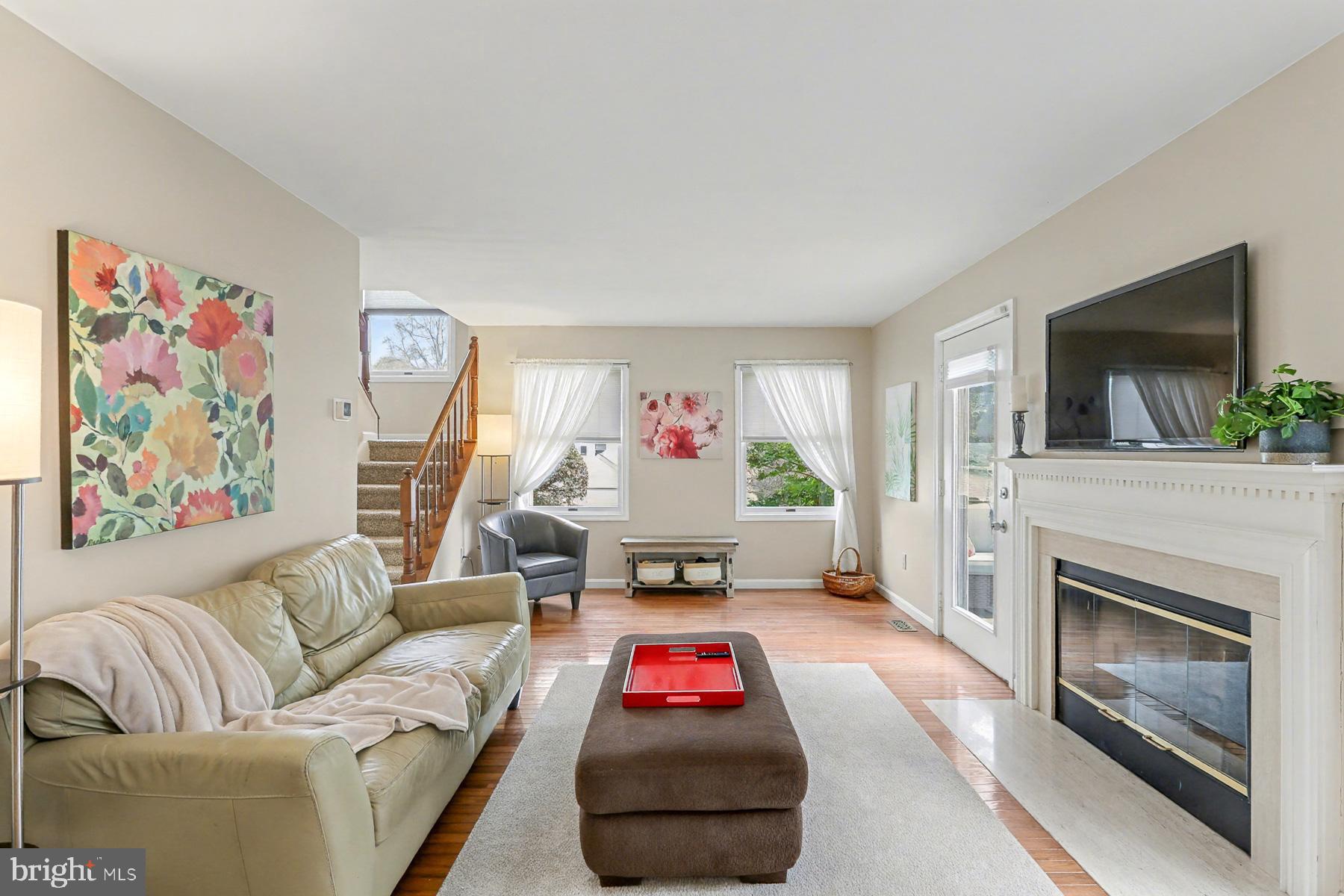 HIDDEN LAKE - Residential