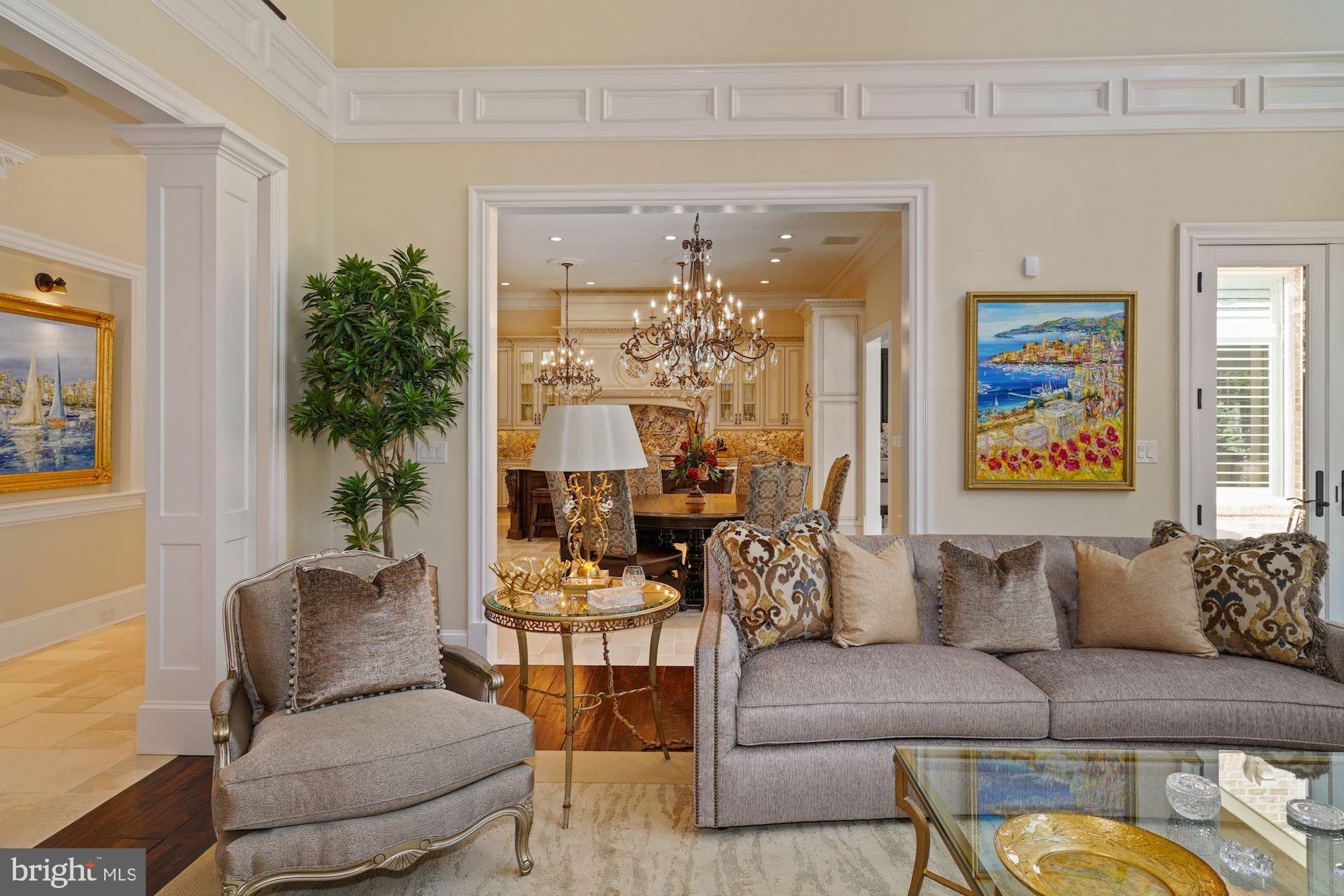 ESTATES @ CREIGHTON FARM - Residential