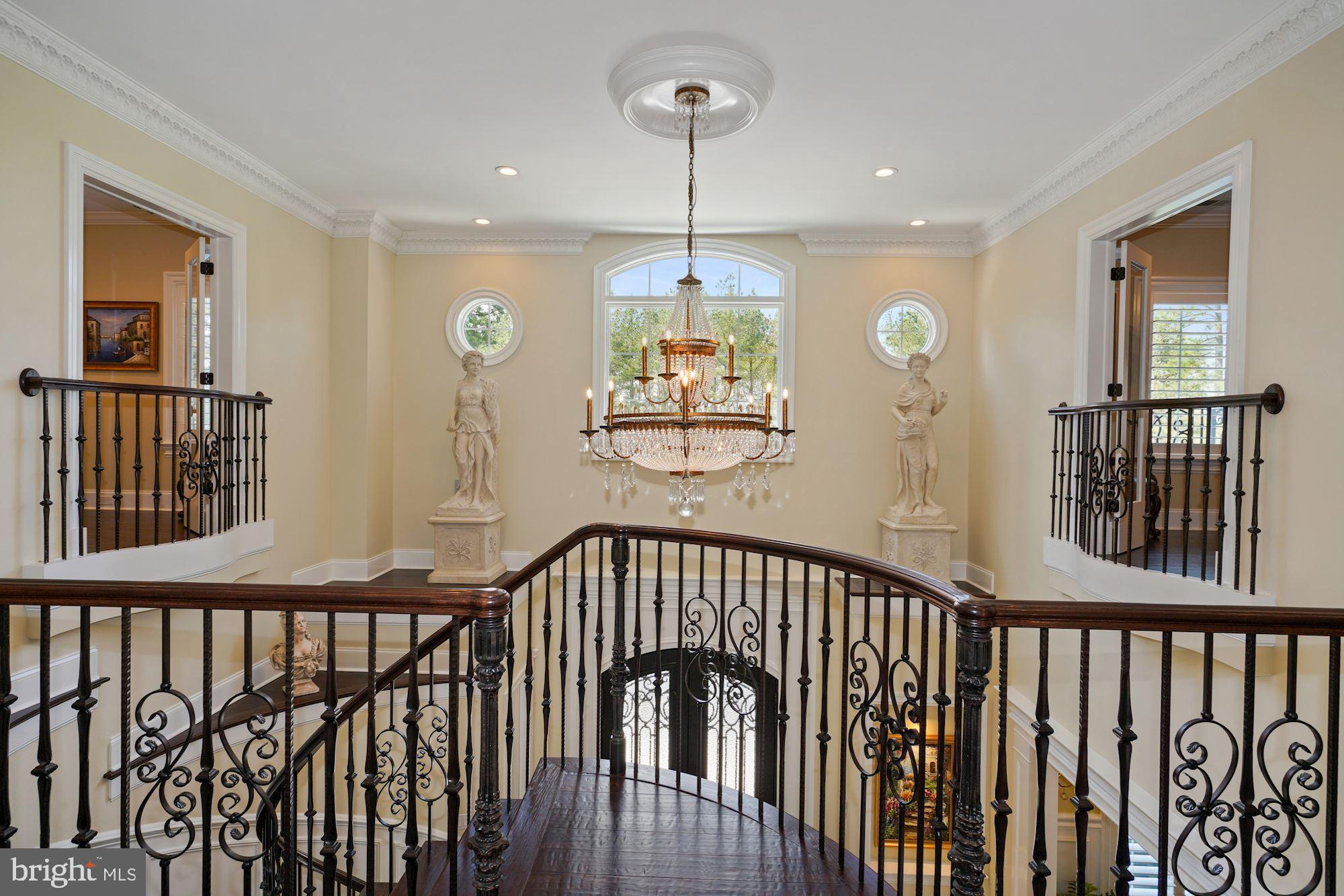 ESTATES @ CREIGHTON FARM - Residential