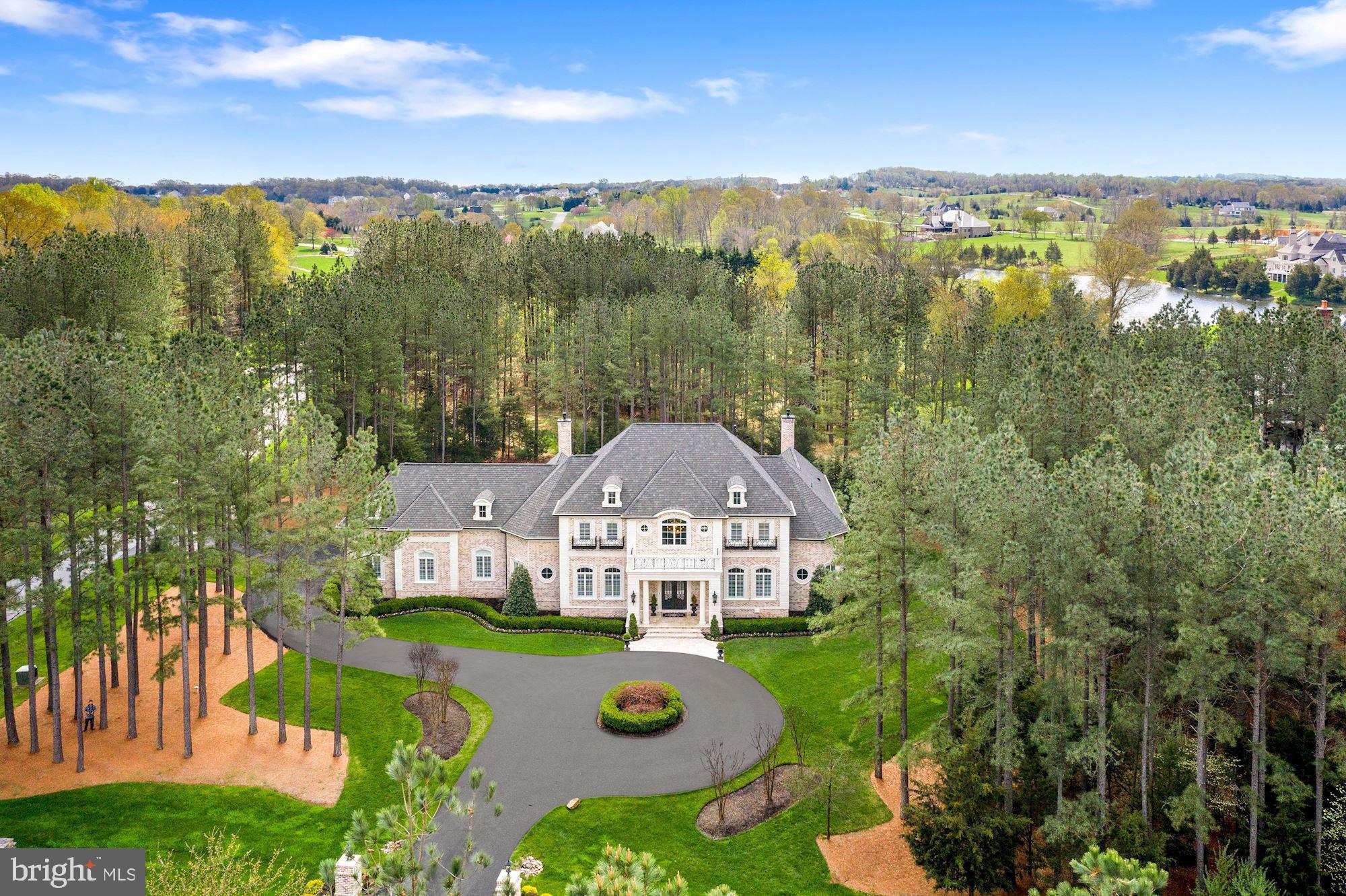 ESTATES @ CREIGHTON FARM - Residential