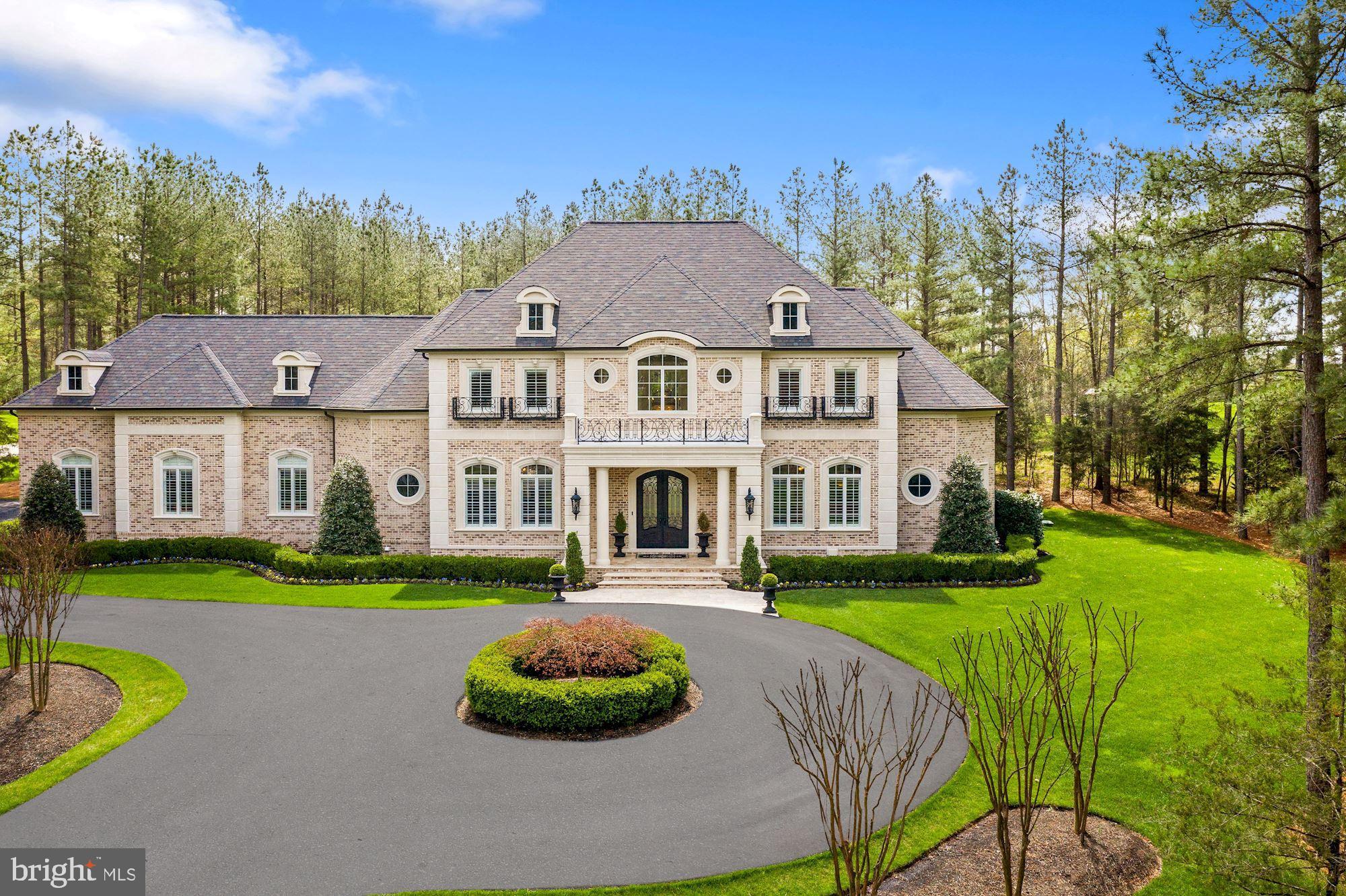 ESTATES @ CREIGHTON FARM - Residential